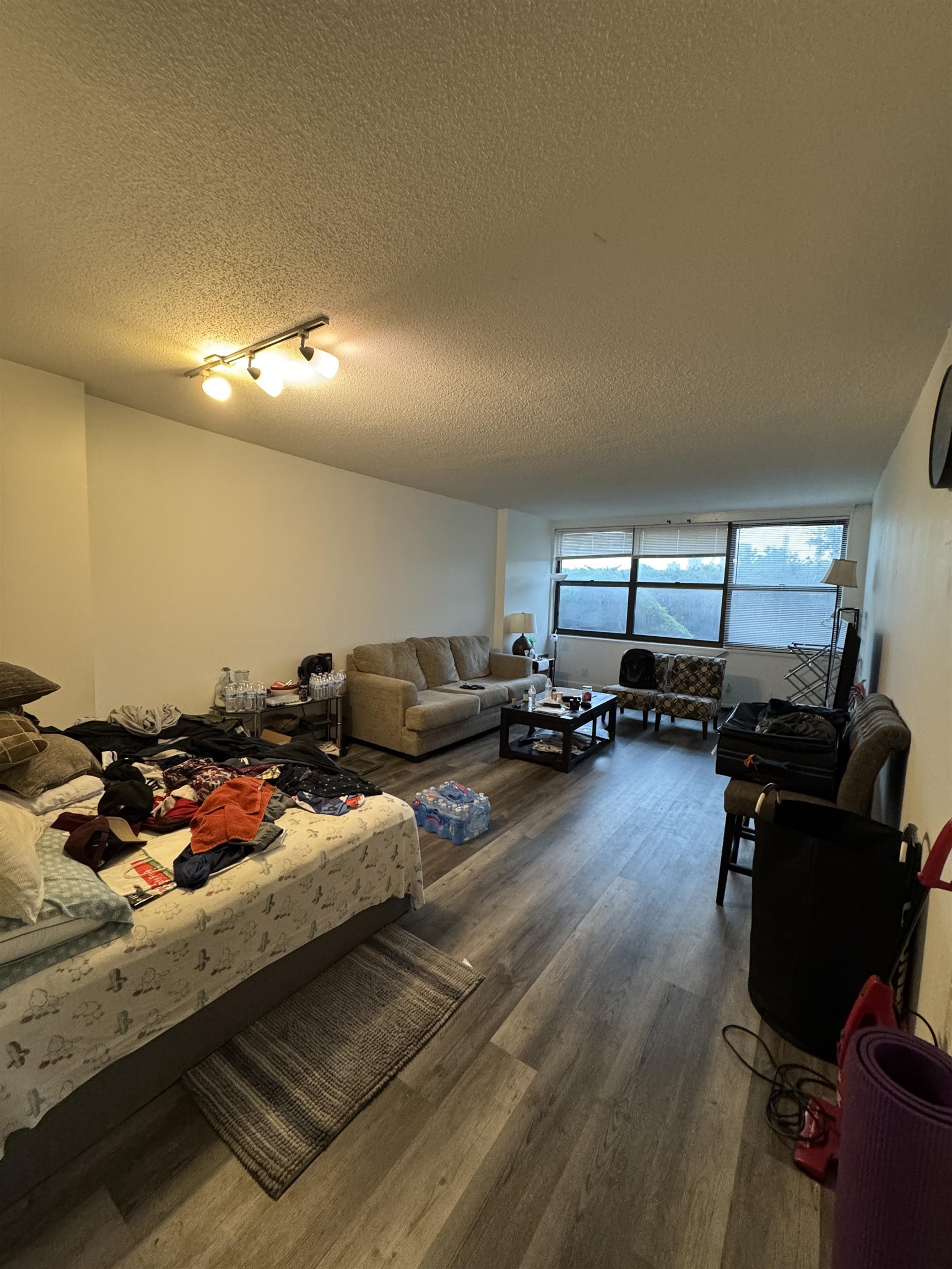 7002 BOULEVARD Unit: 3F