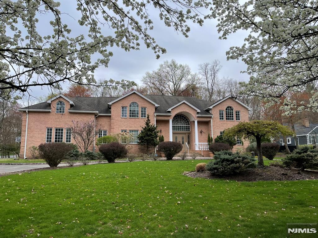 491 Brookside Avenue