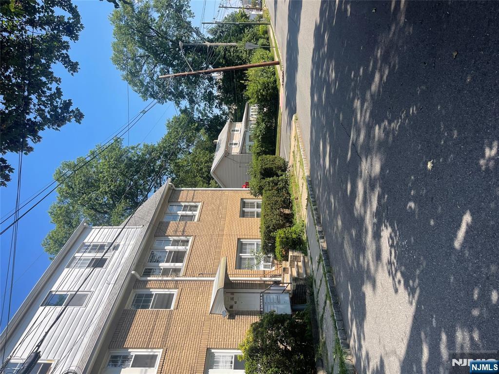 40 Mill Street 7
