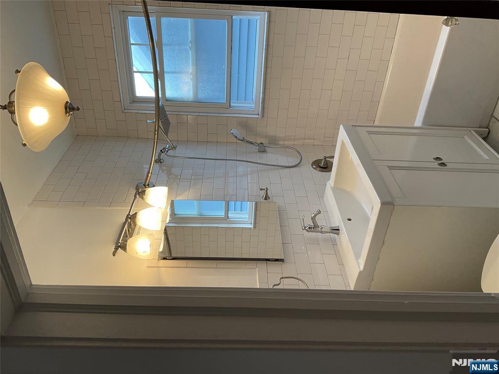 40 Mill Street 7
