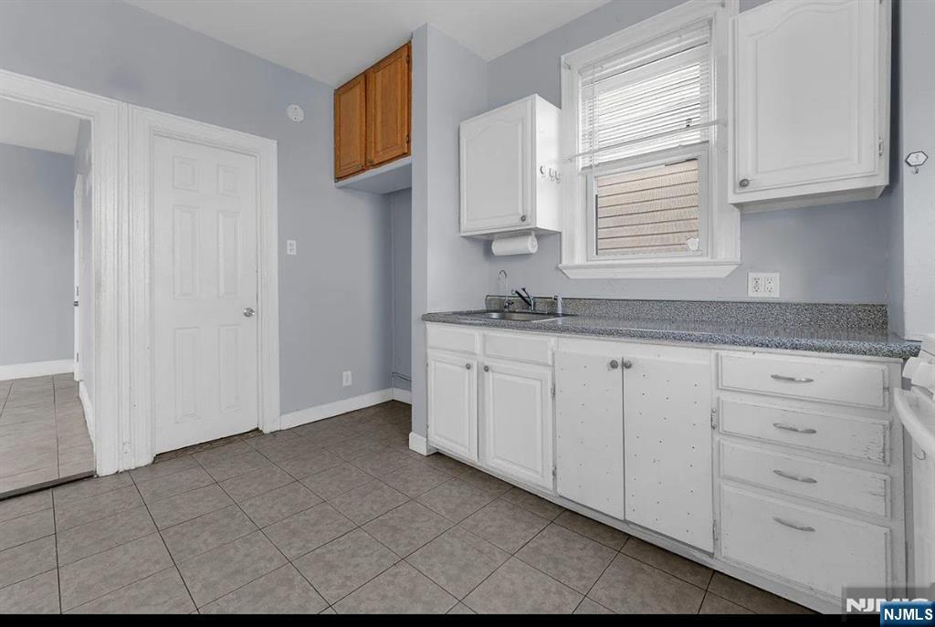 327 Columbia 2