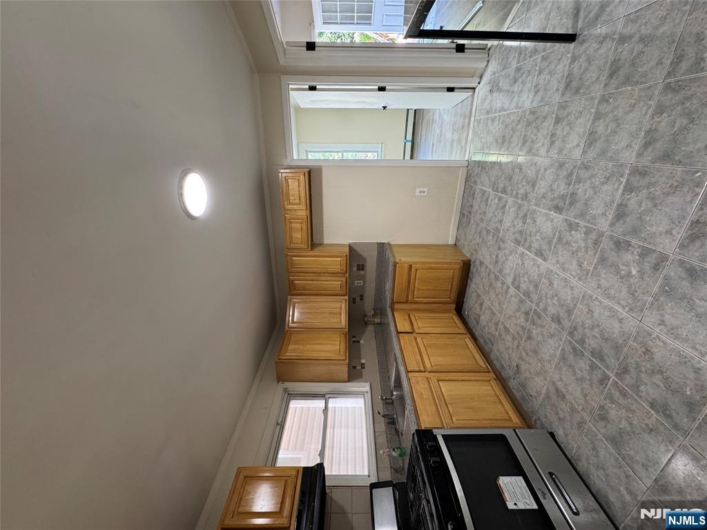 1462 76th Street