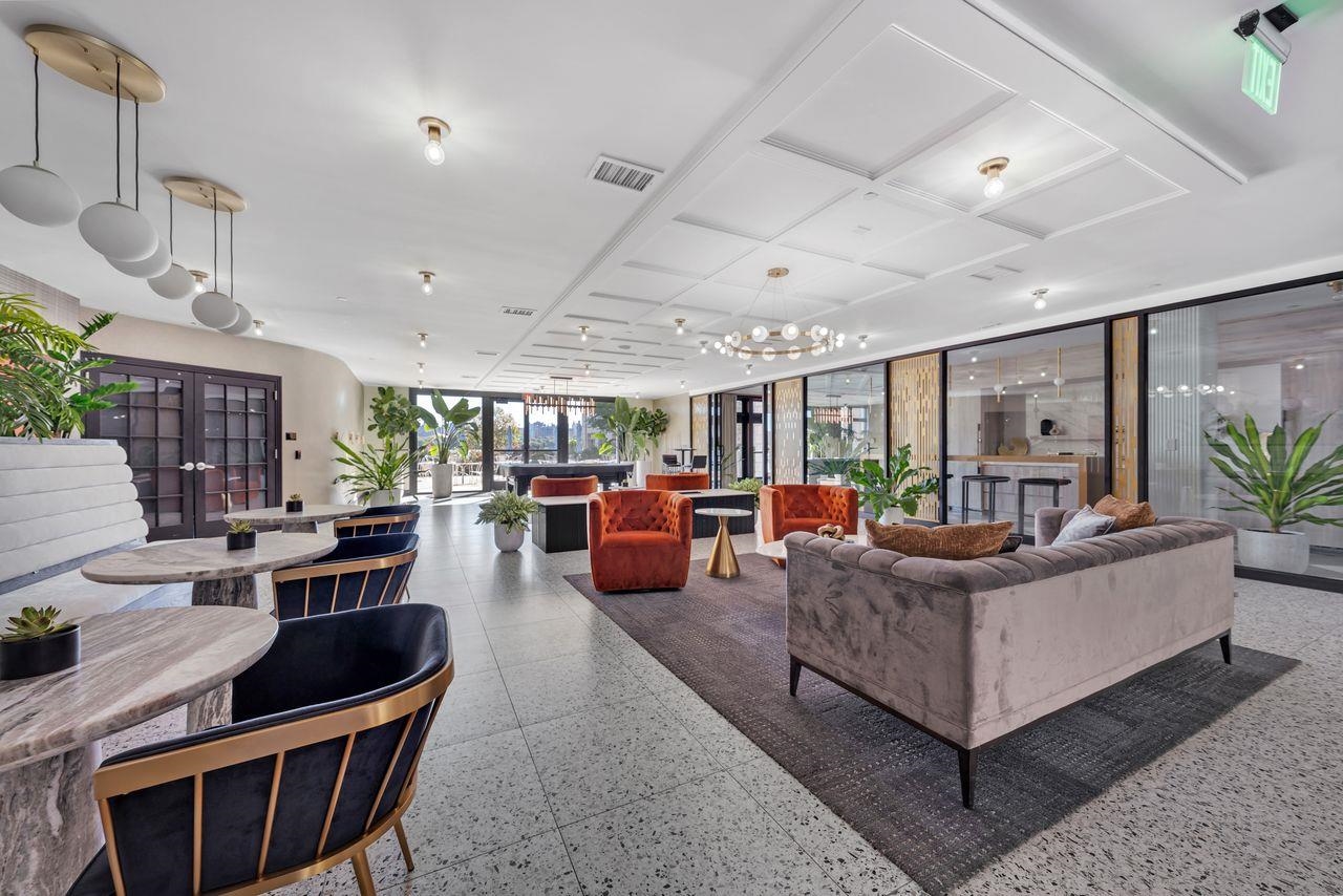 7400 RIVER RD Unit: 206