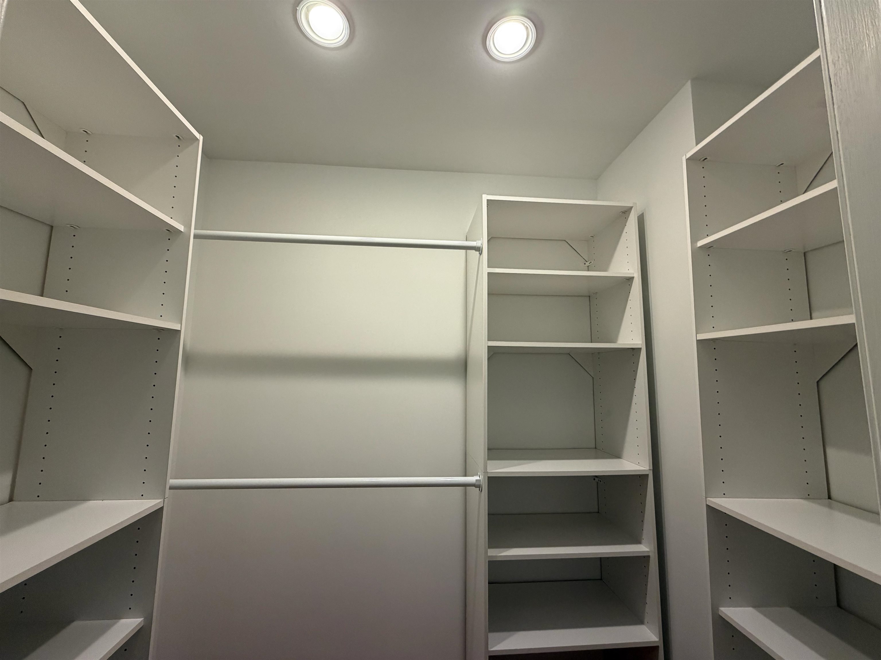 8125 RIVER RD Unit: 3C