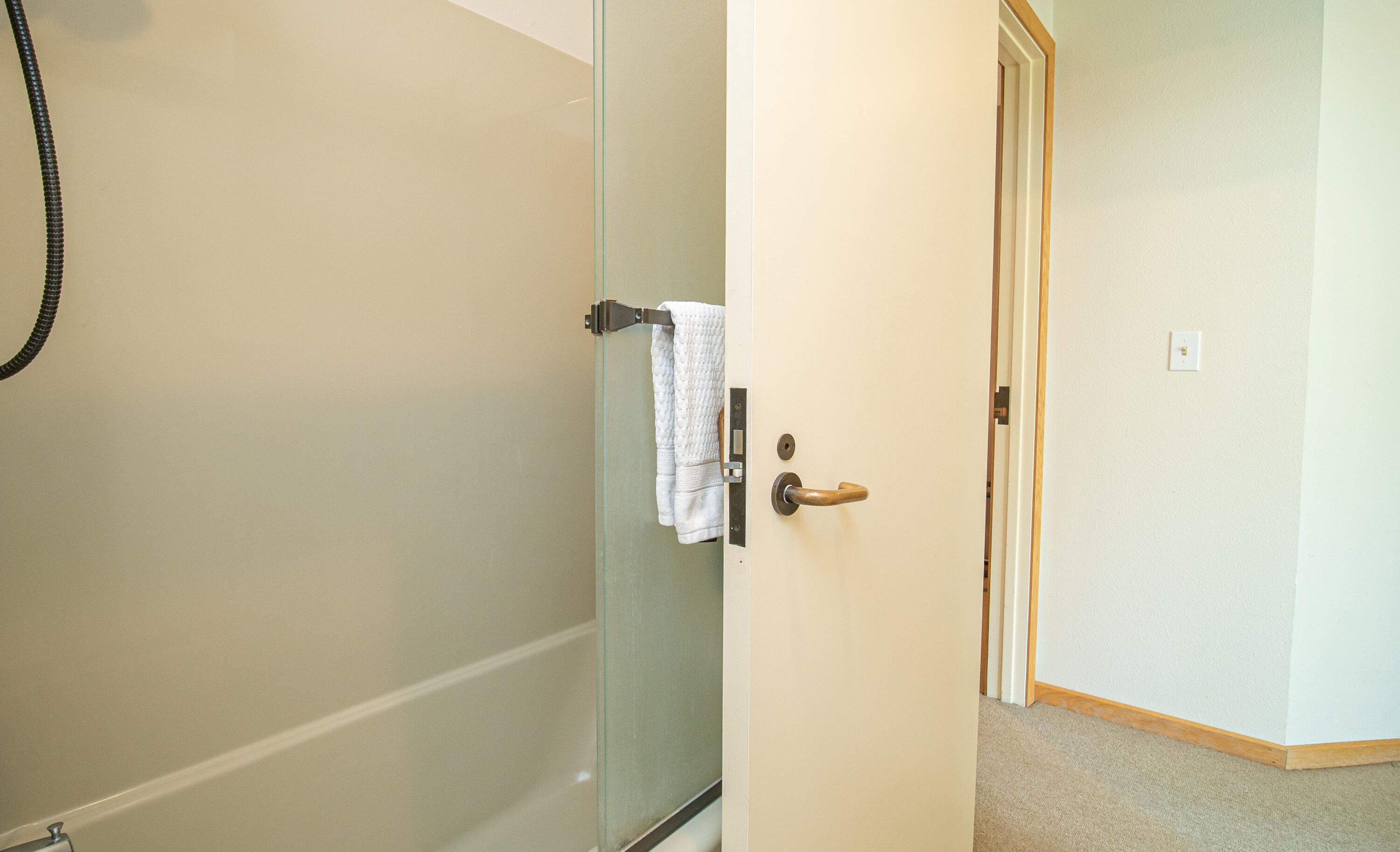 17907 Rhododendron Lane