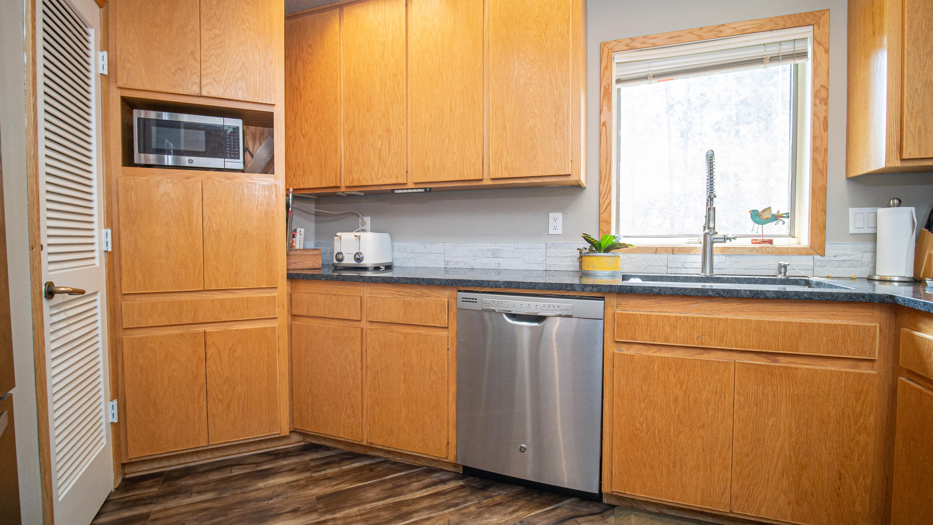 17907 Rhododendron Lane