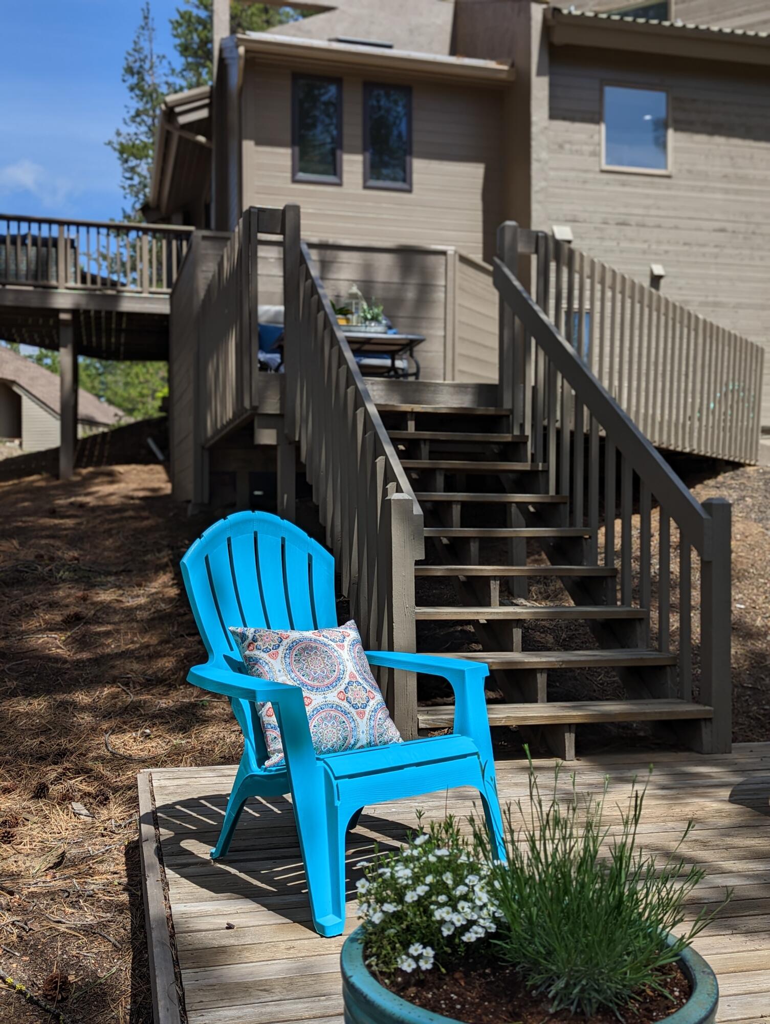 17907 Rhododendron Lane