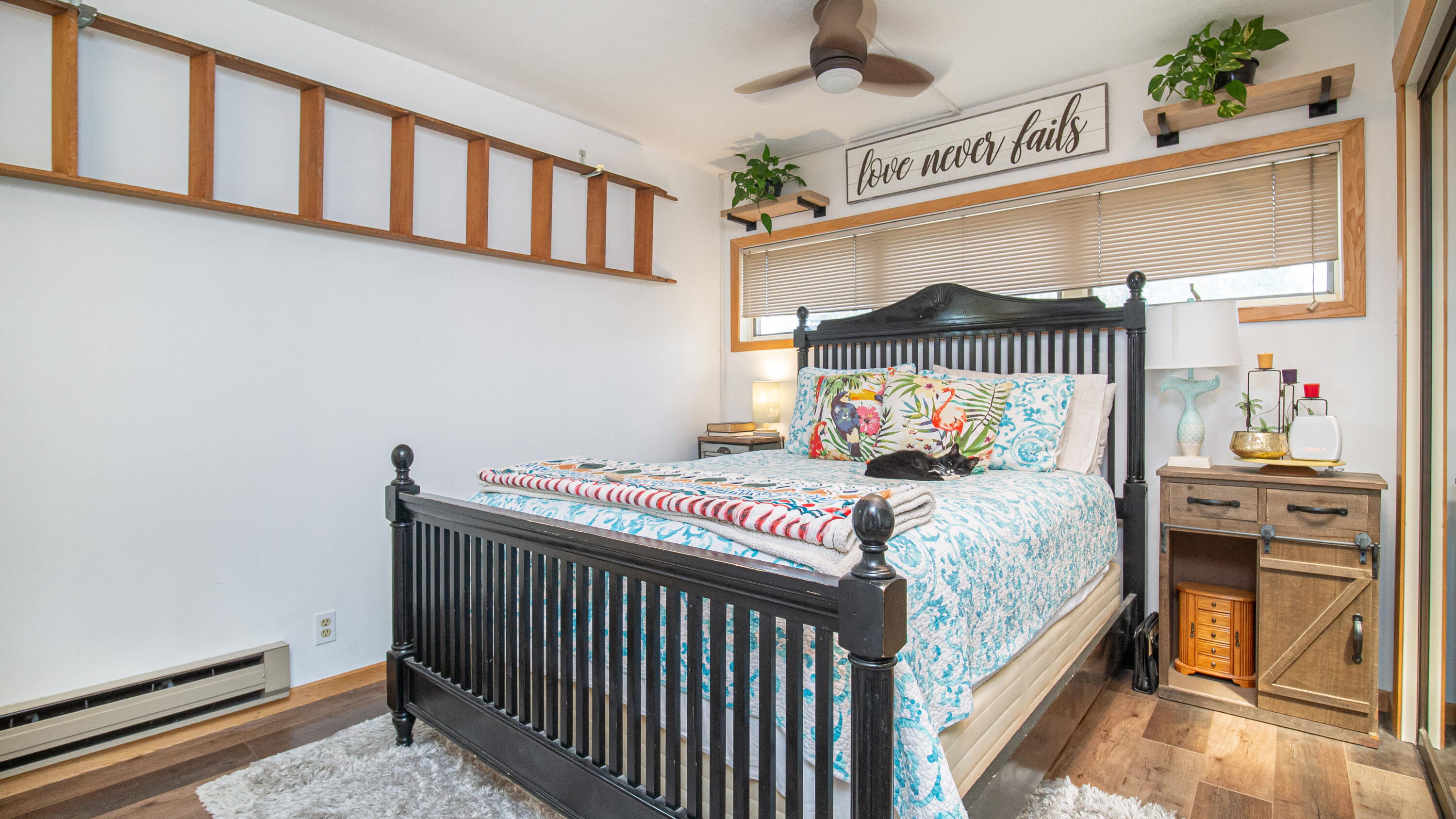 17907 Rhododendron Lane