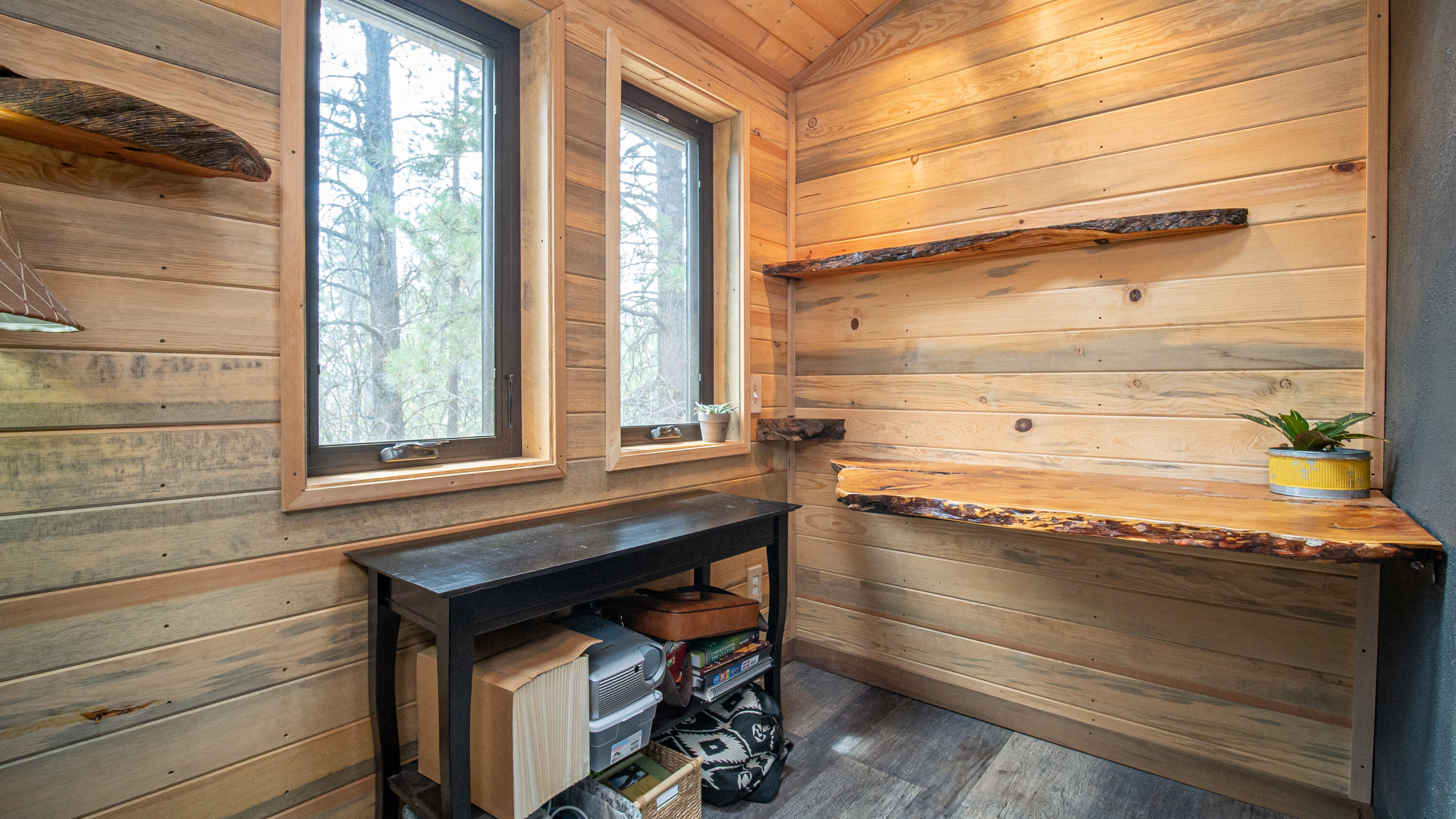 17907 Rhododendron Lane