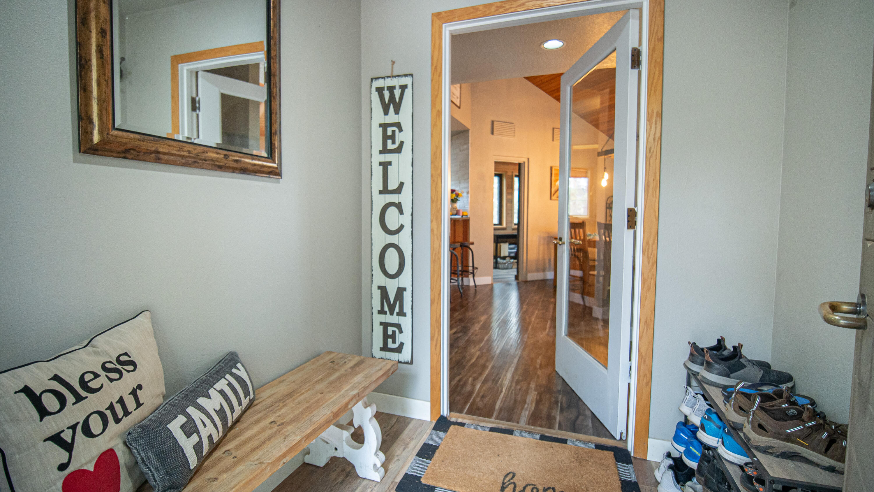 17907 Rhododendron Lane