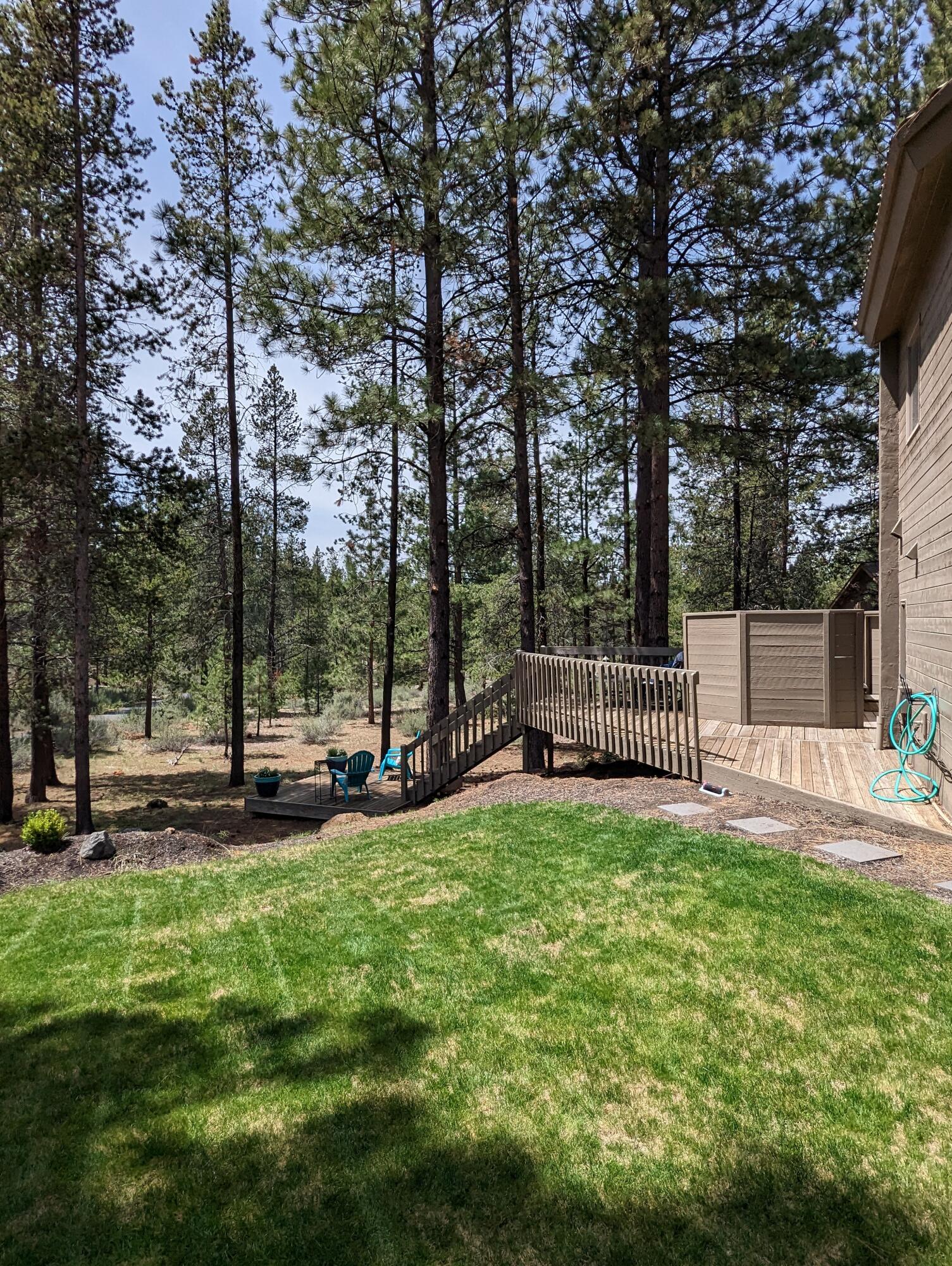 17907 Rhododendron Lane