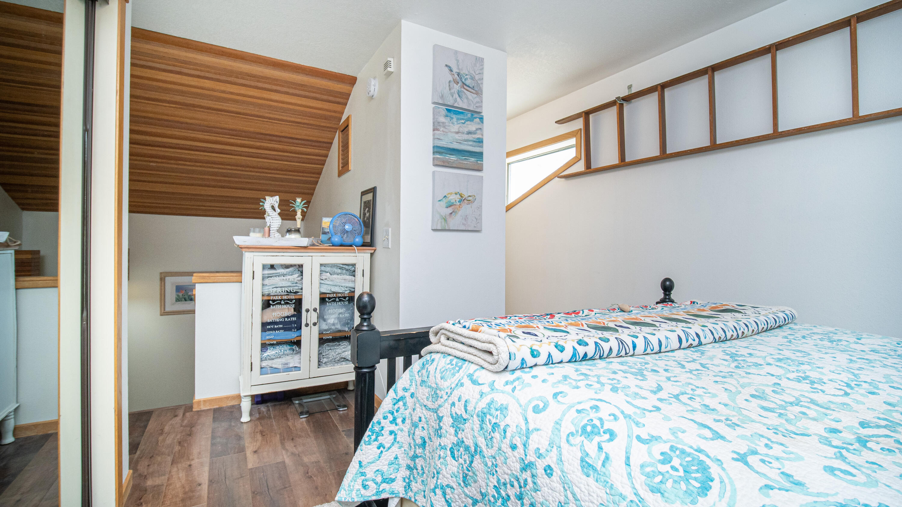 17907 Rhododendron Lane