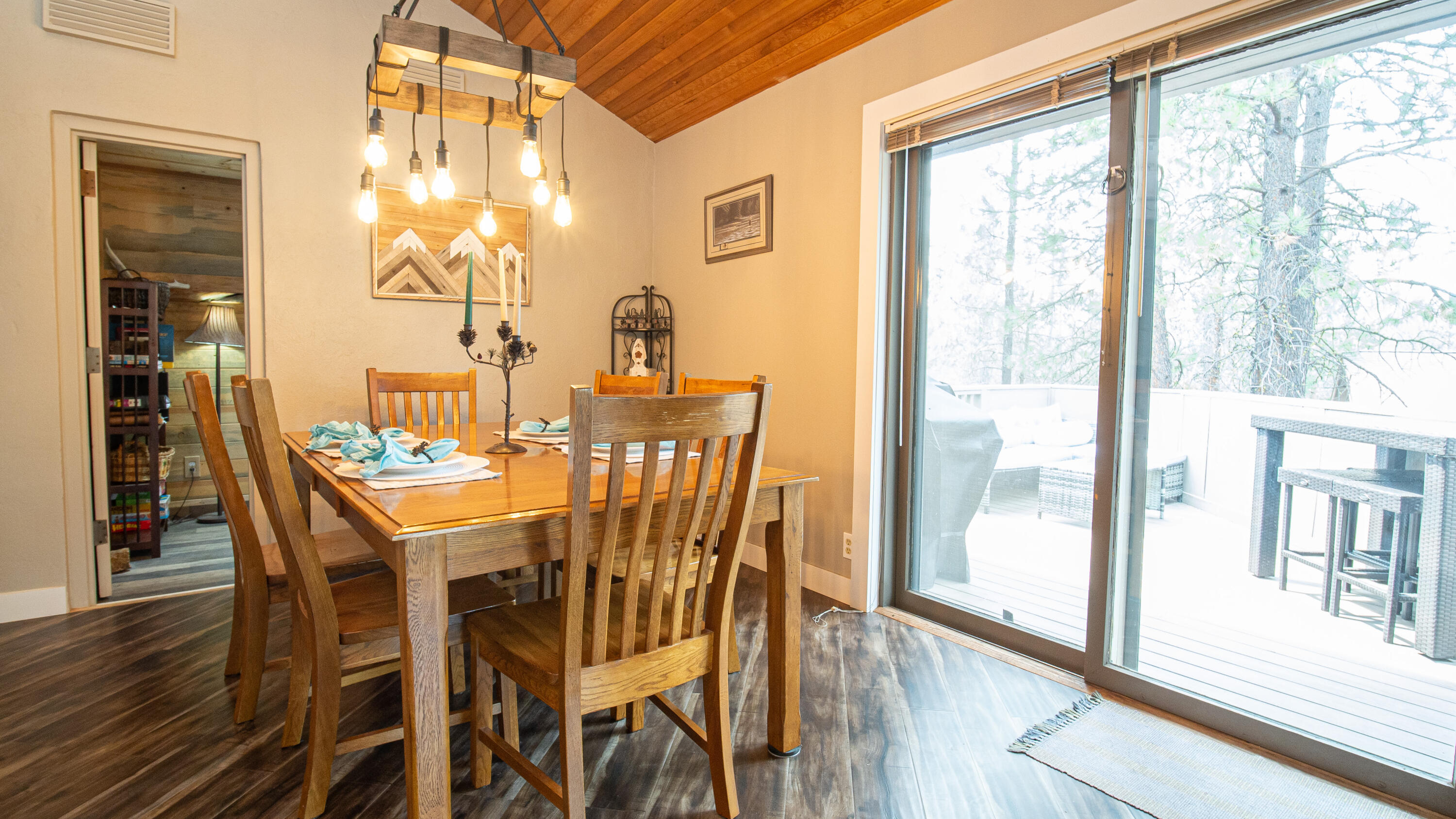 17907 Rhododendron Lane