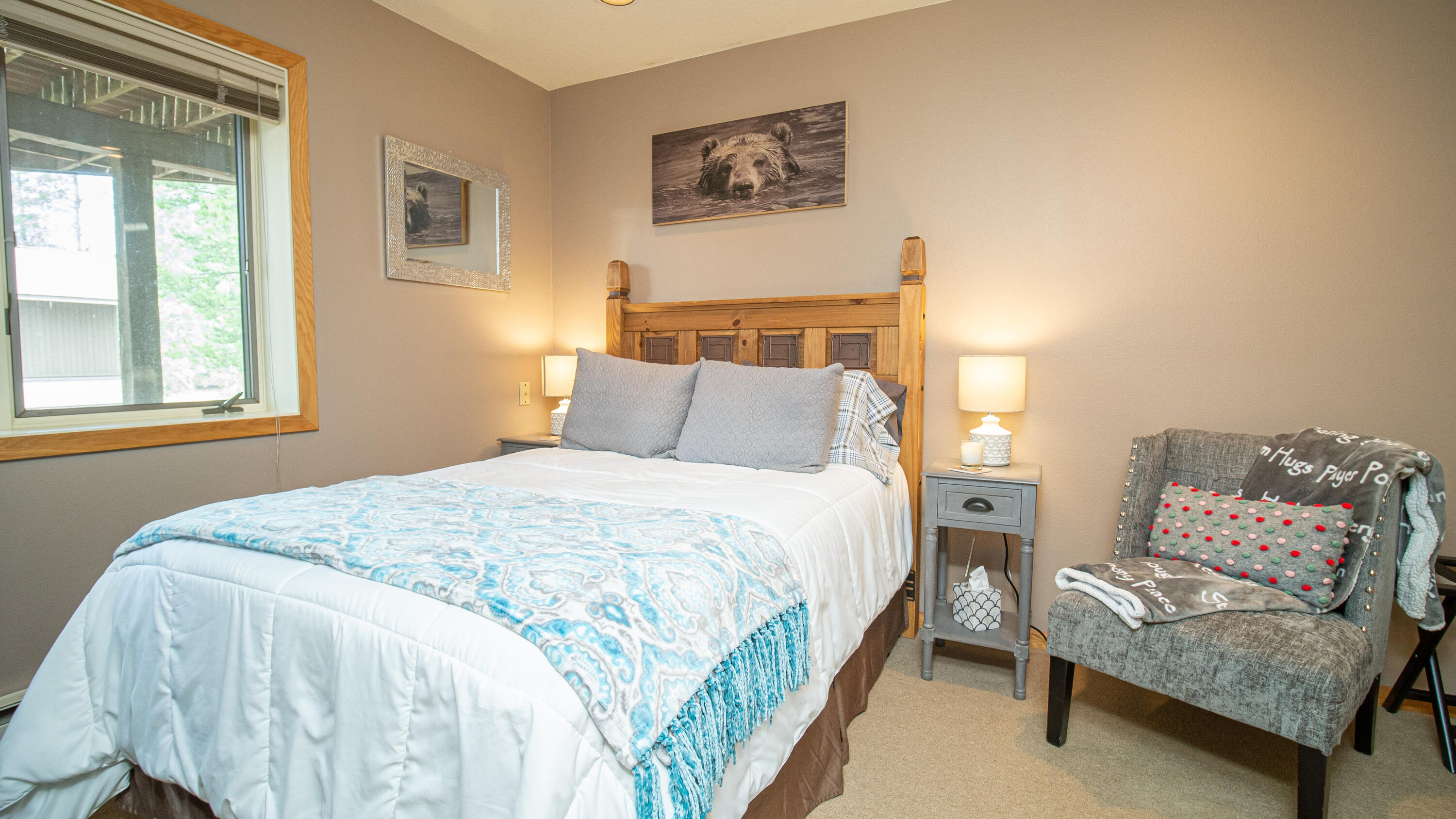 17907 Rhododendron Lane