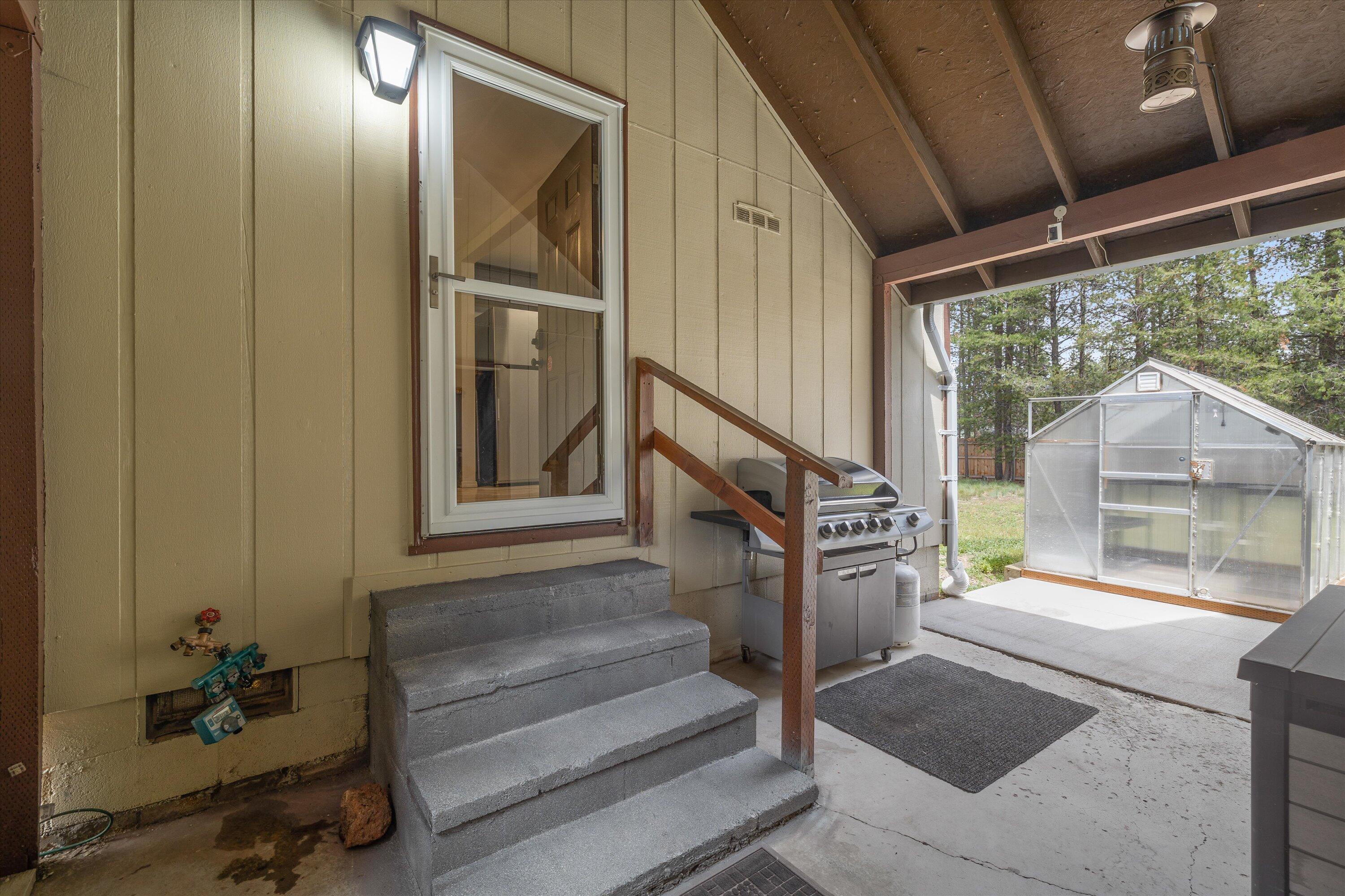 52762 Center Drive