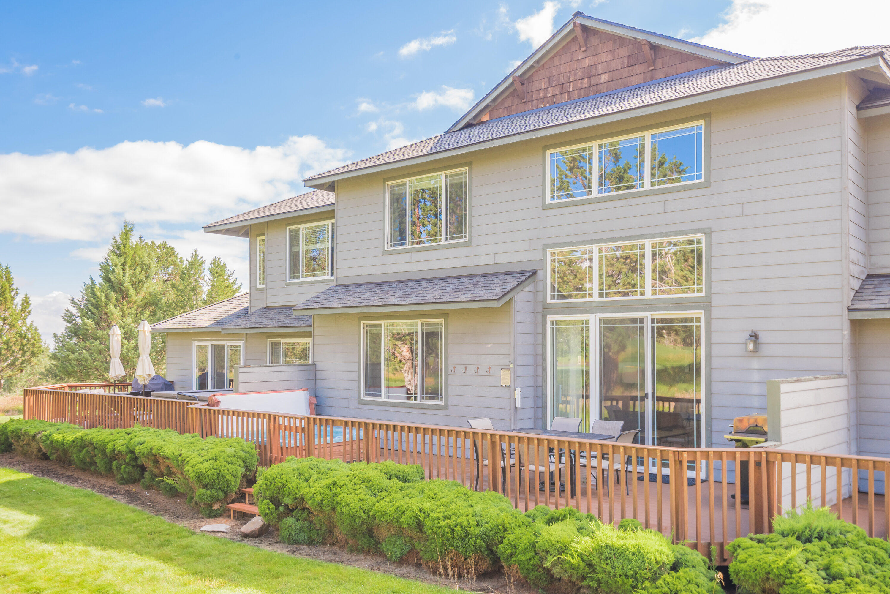 8540 Golden Pheasant Court