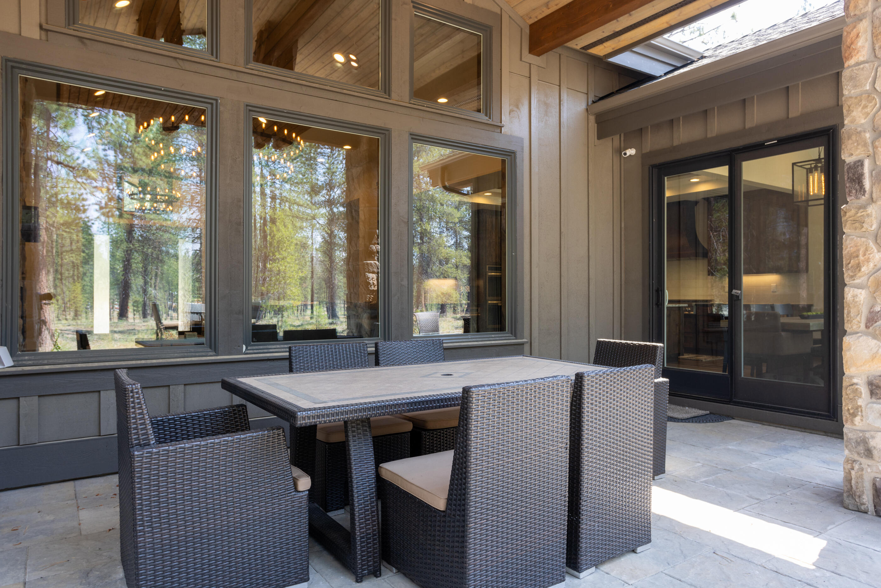 56334 Mirror Rock Loop