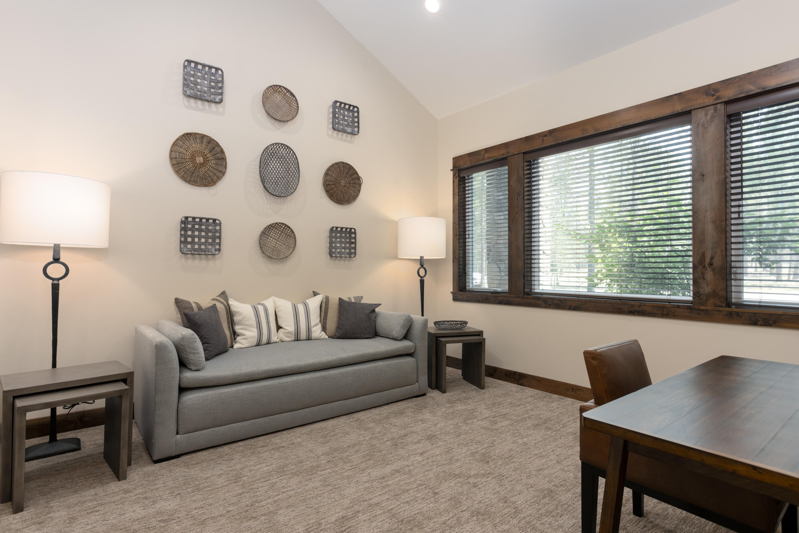 56334 Mirror Rock Loop