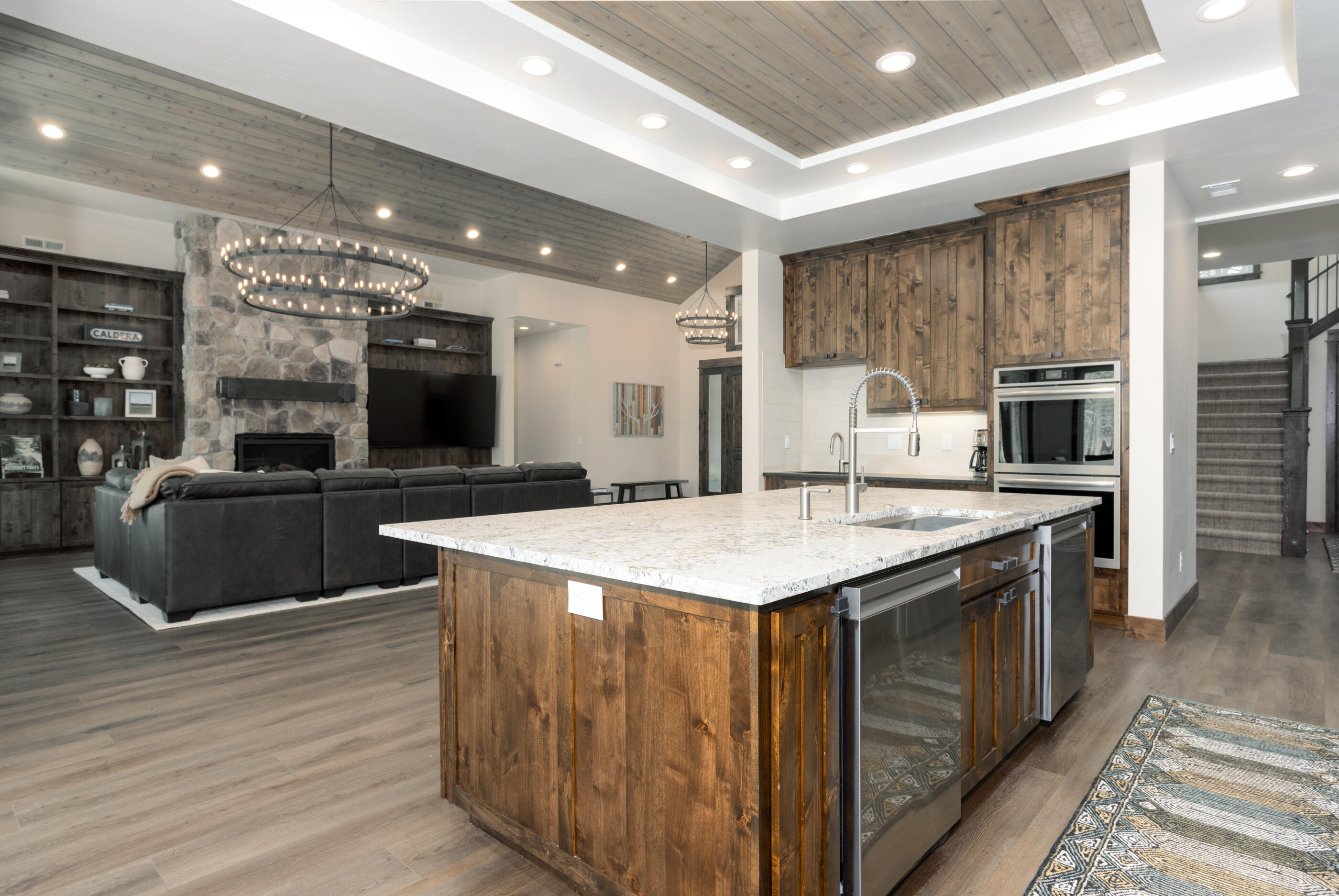 56334 Mirror Rock Loop