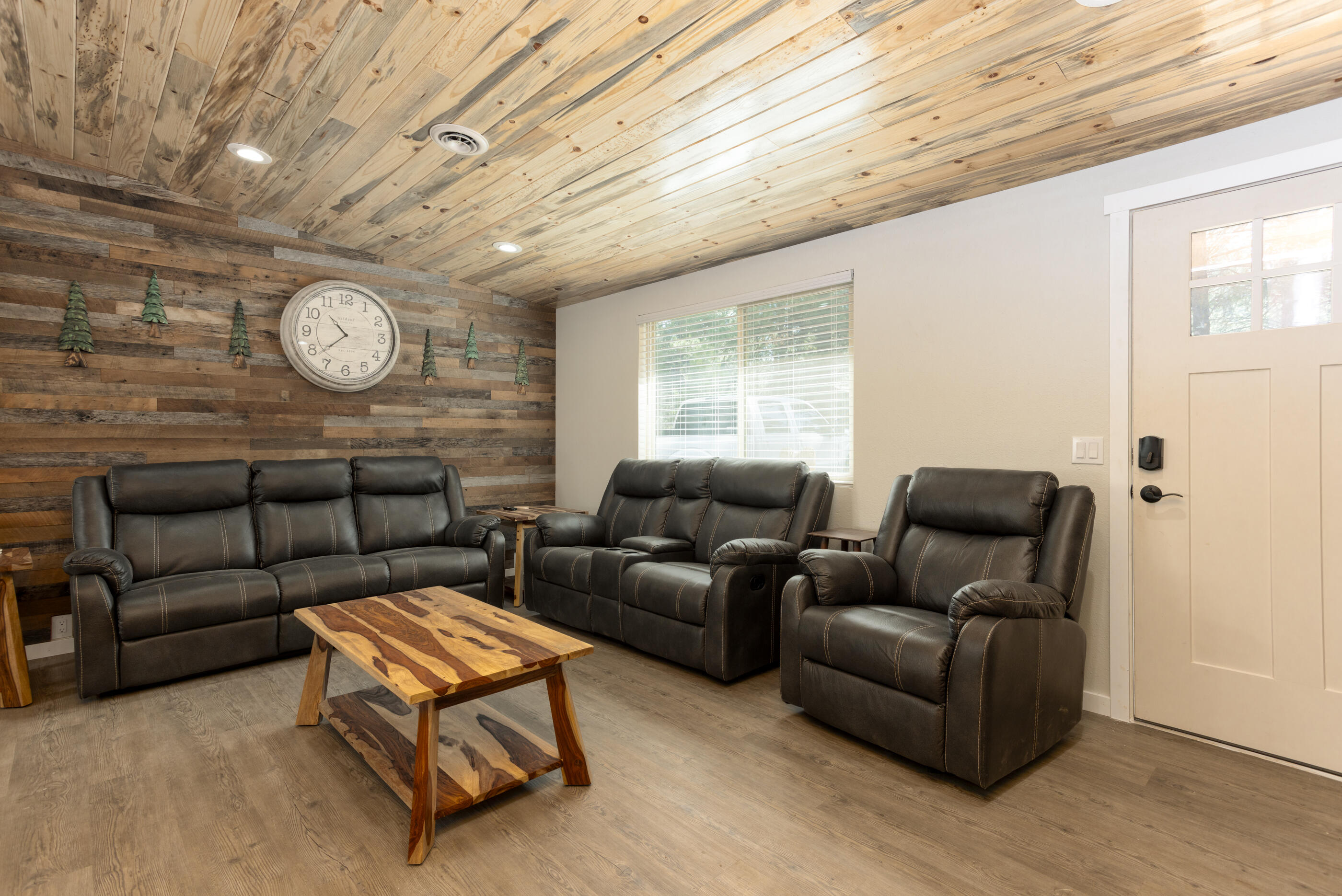 57189 Alta Lane Unit: 10