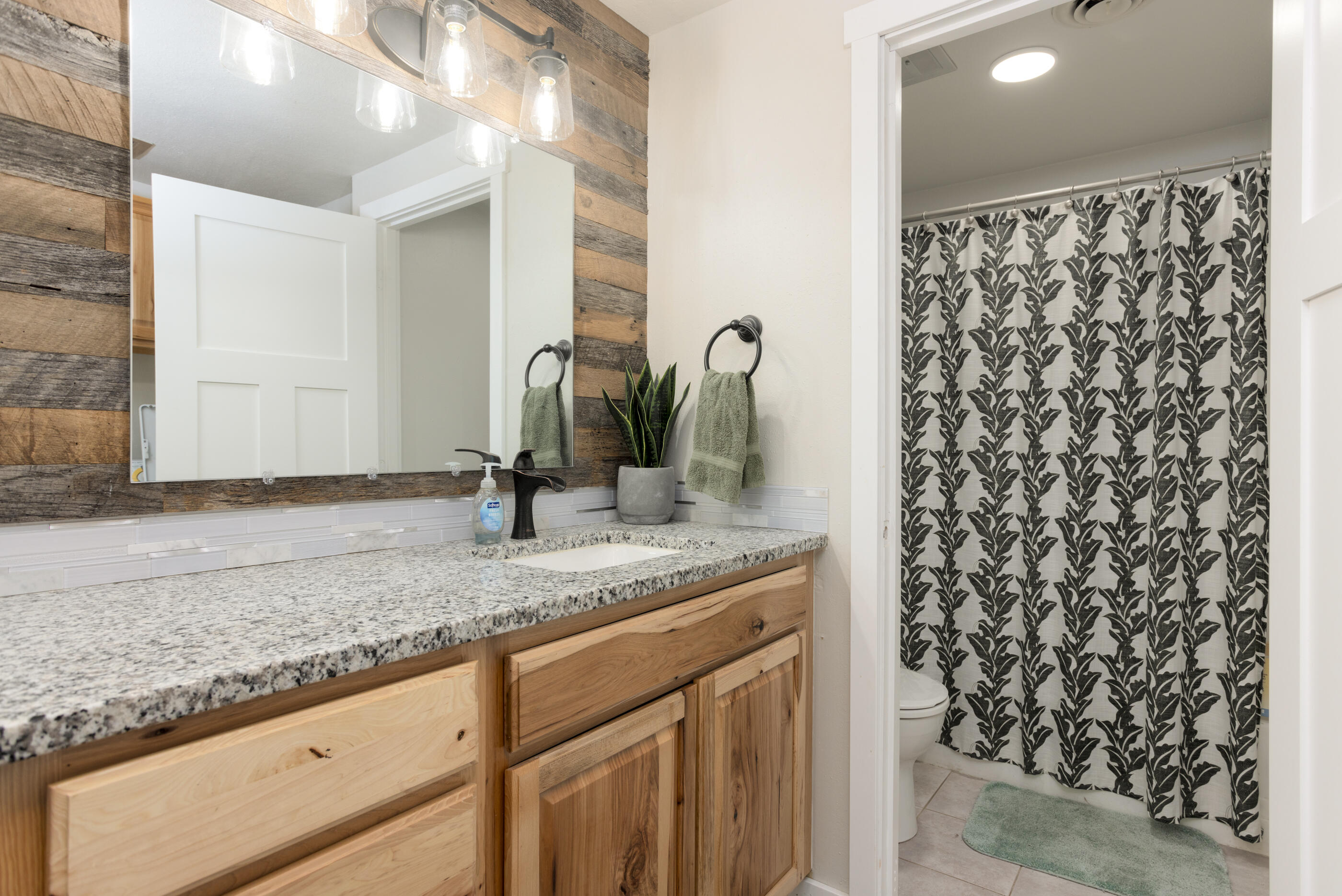 57189 Alta Lane Unit: 10