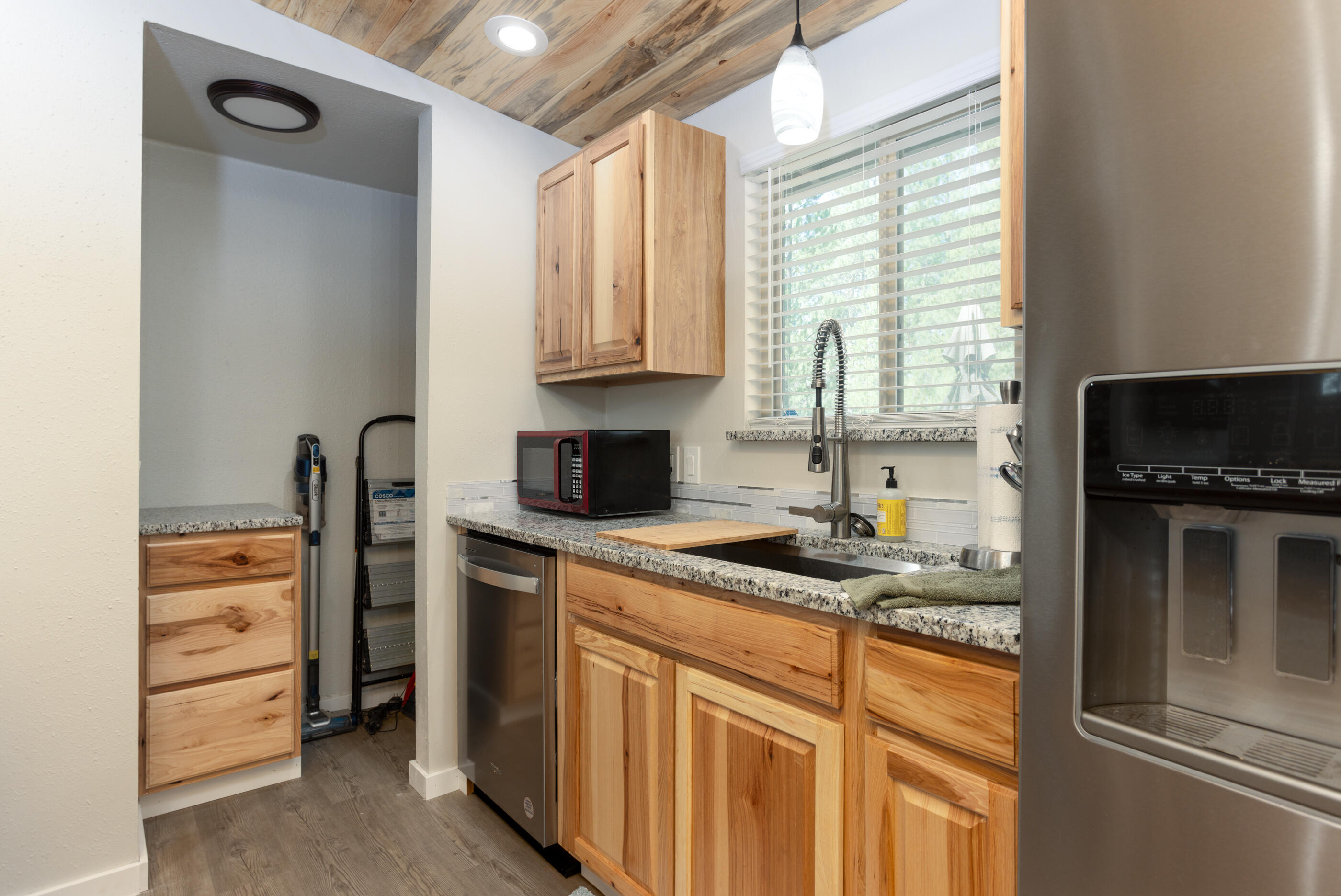 57189 Alta Lane Unit: 10