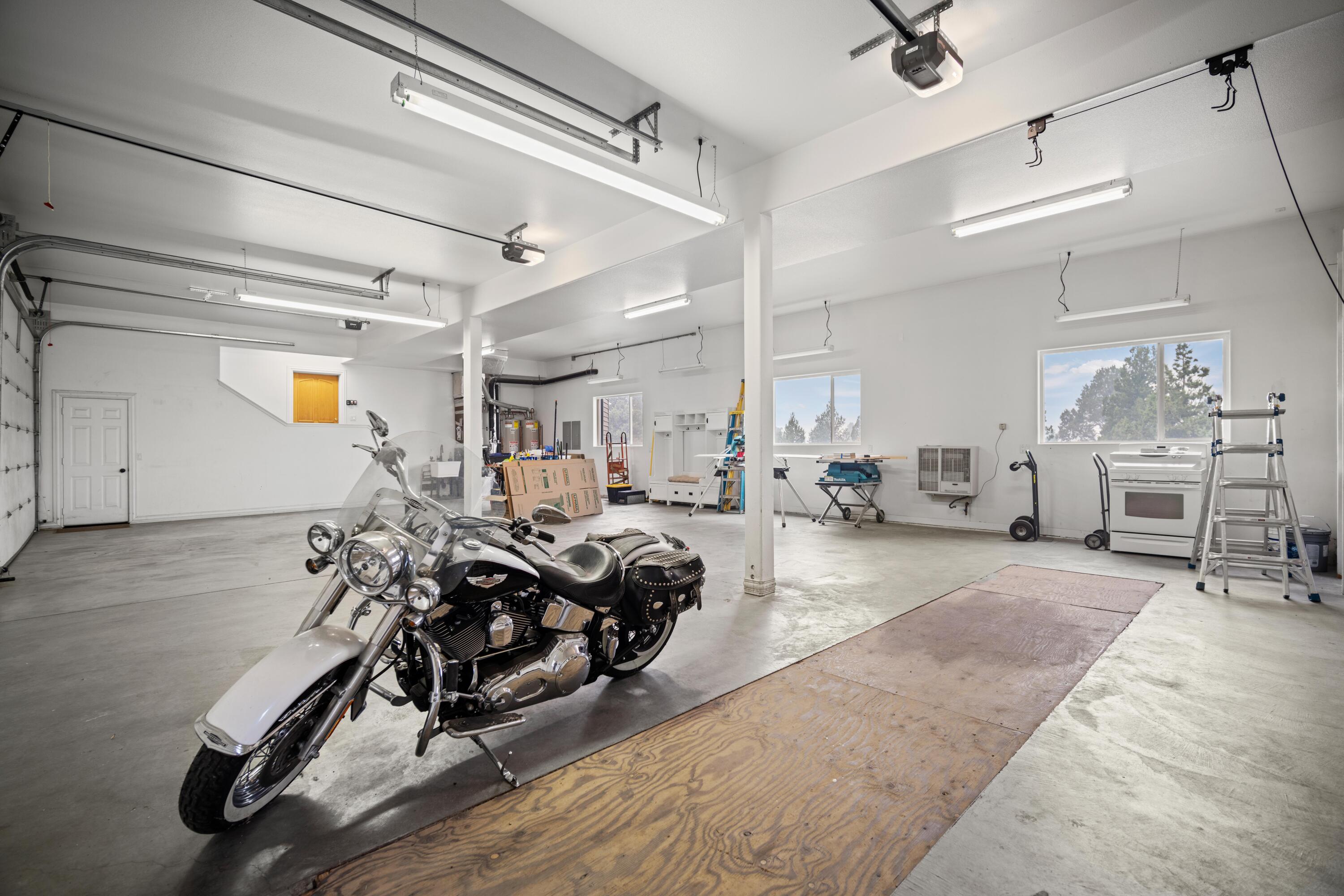 66966 Ten Peaks Court