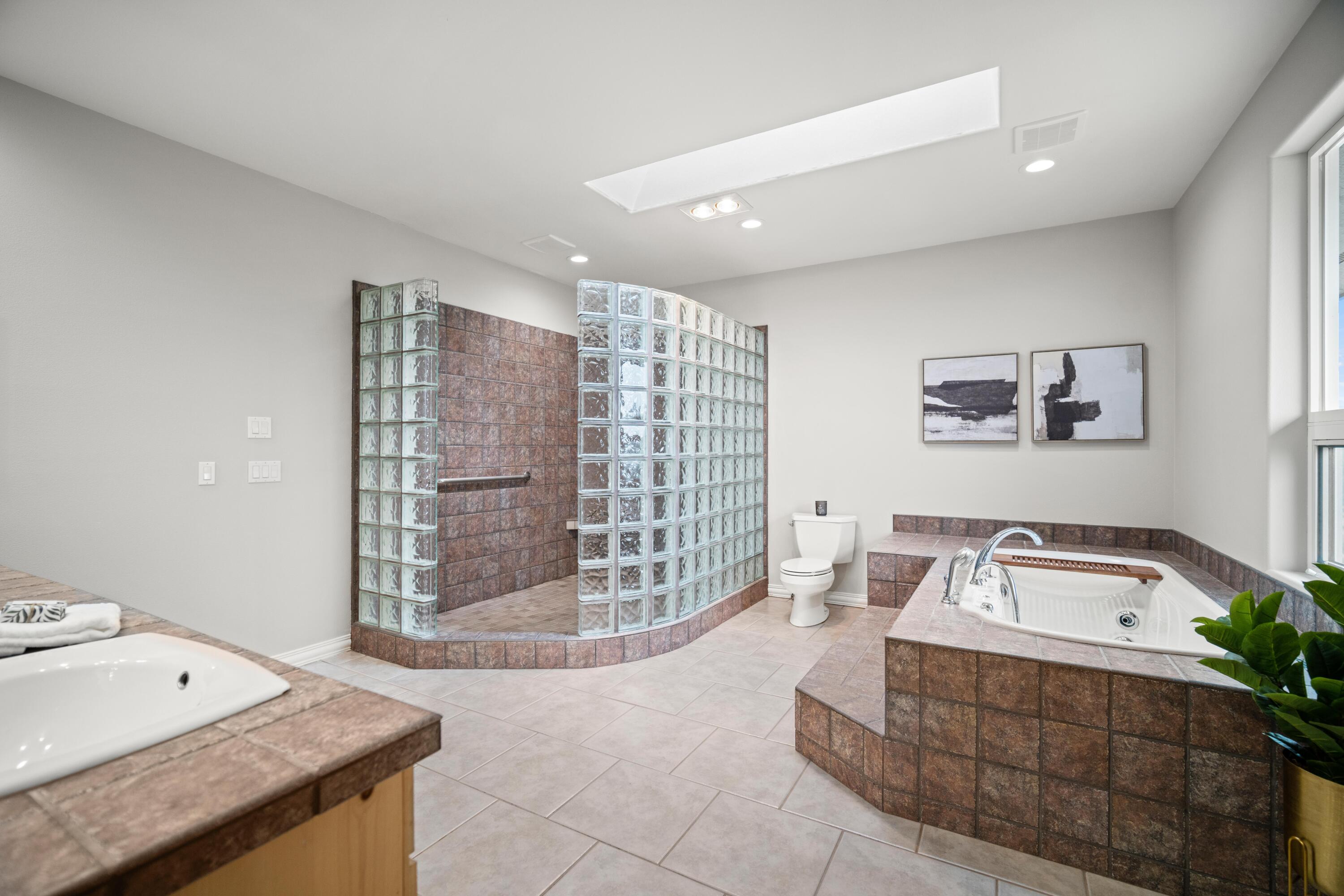 66966 Ten Peaks Court