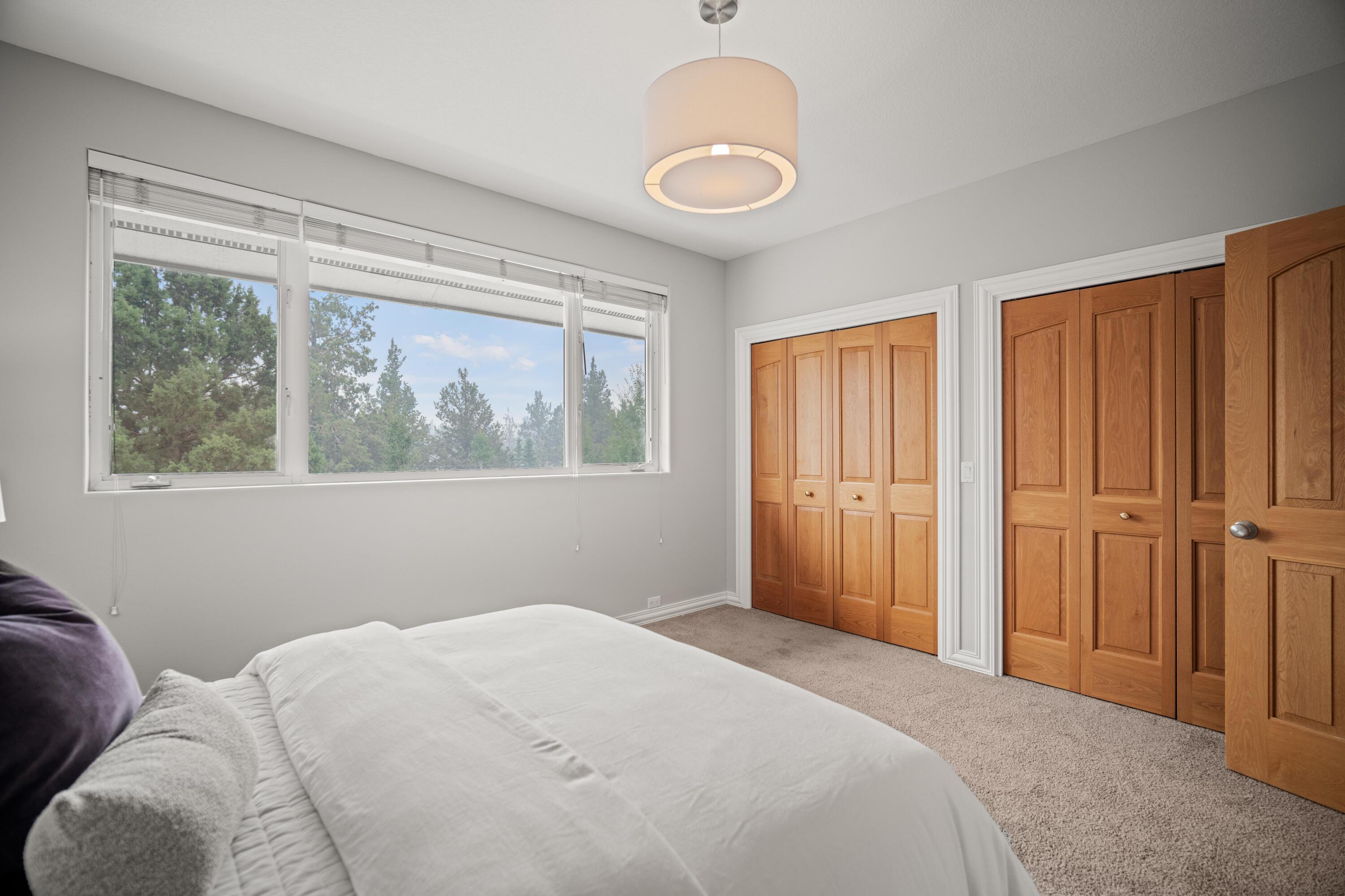 66966 Ten Peaks Court