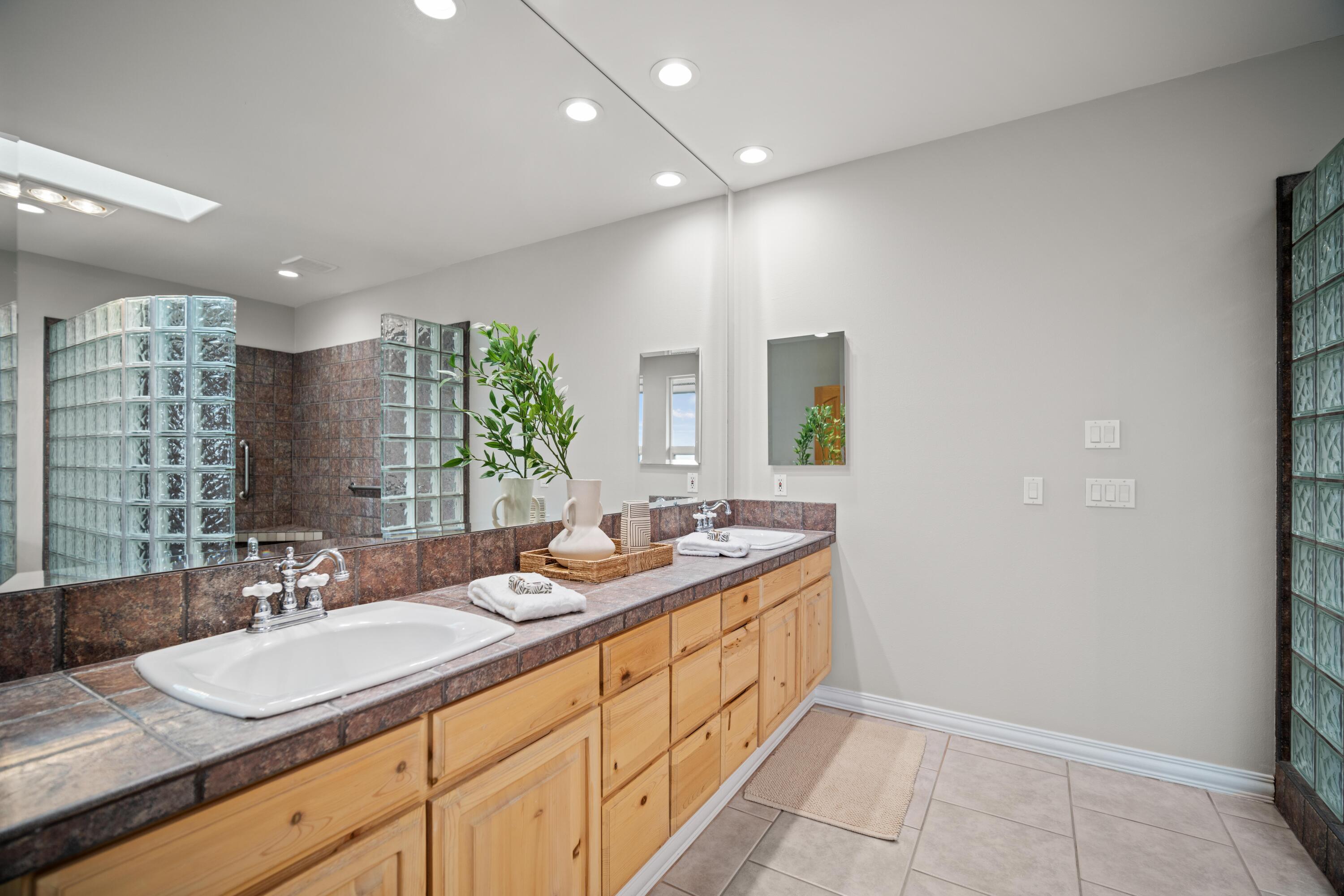 66966 Ten Peaks Court