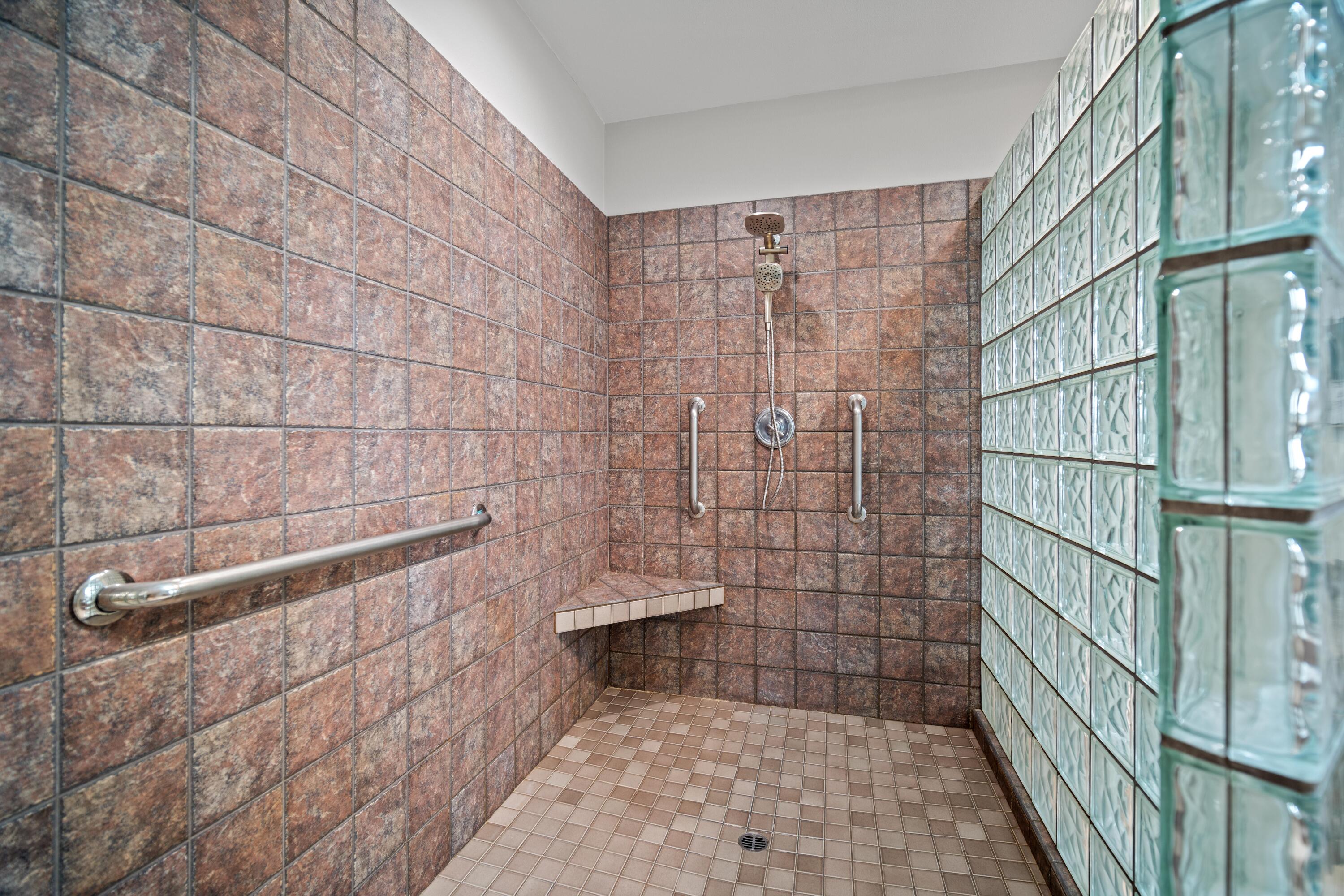 66966 Ten Peaks Court