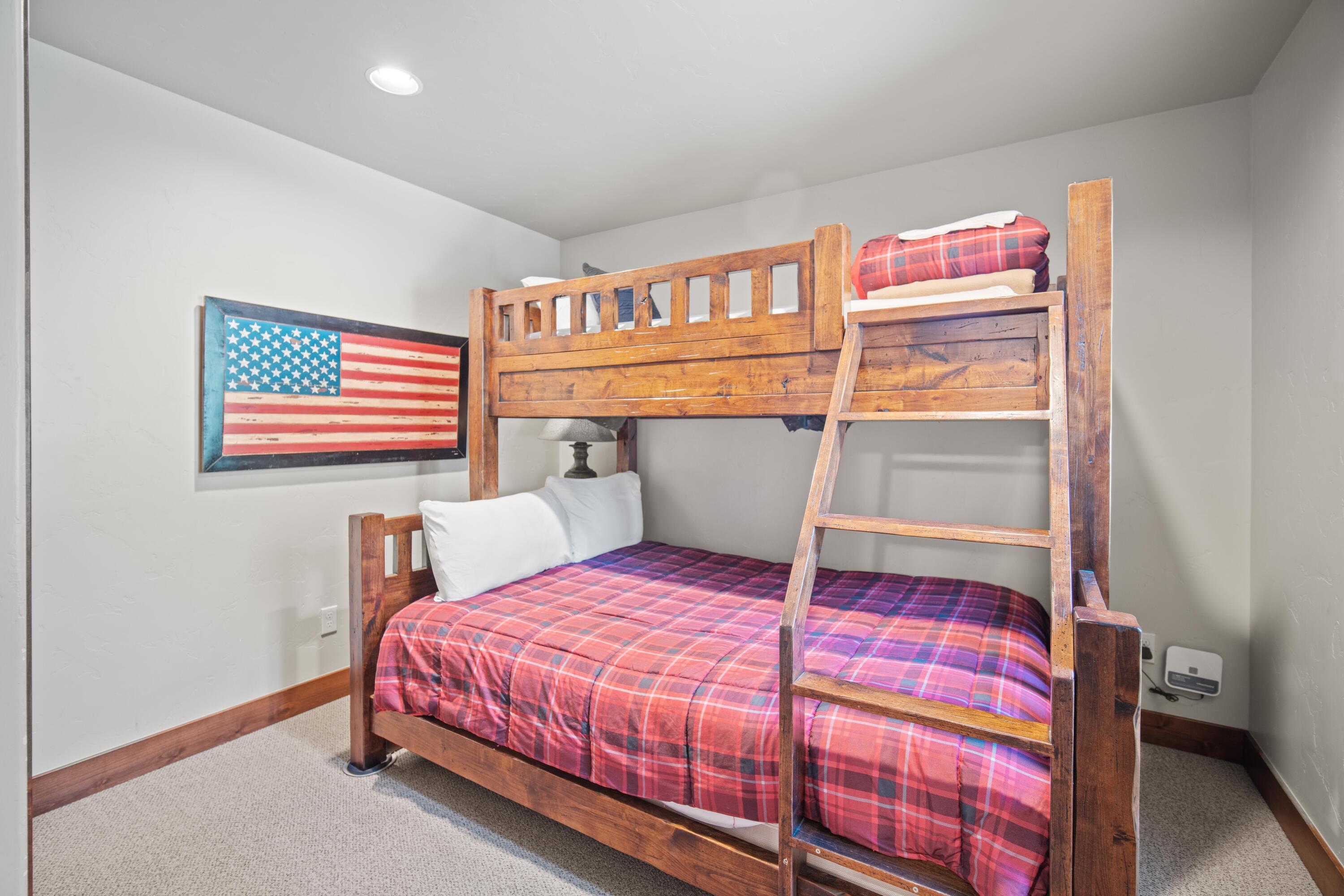 56610 Dancing Rock Loop