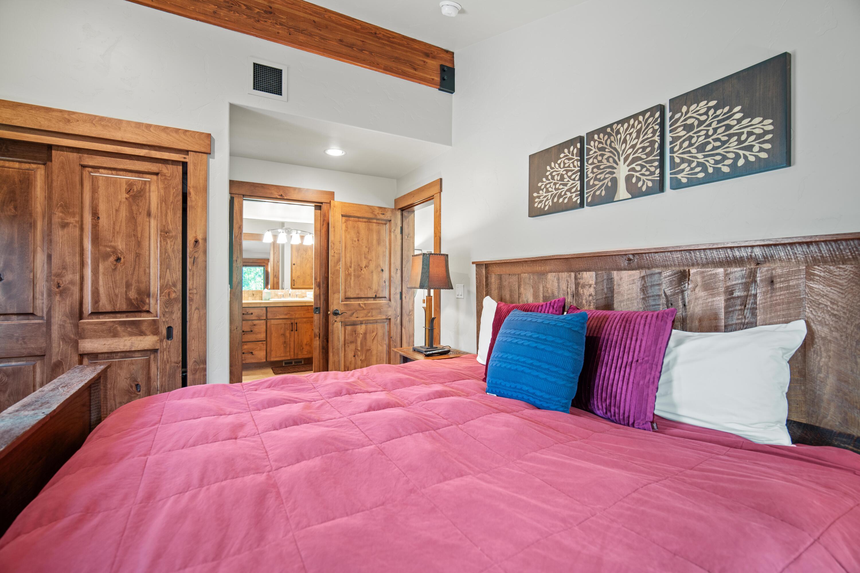 56610 Dancing Rock Loop