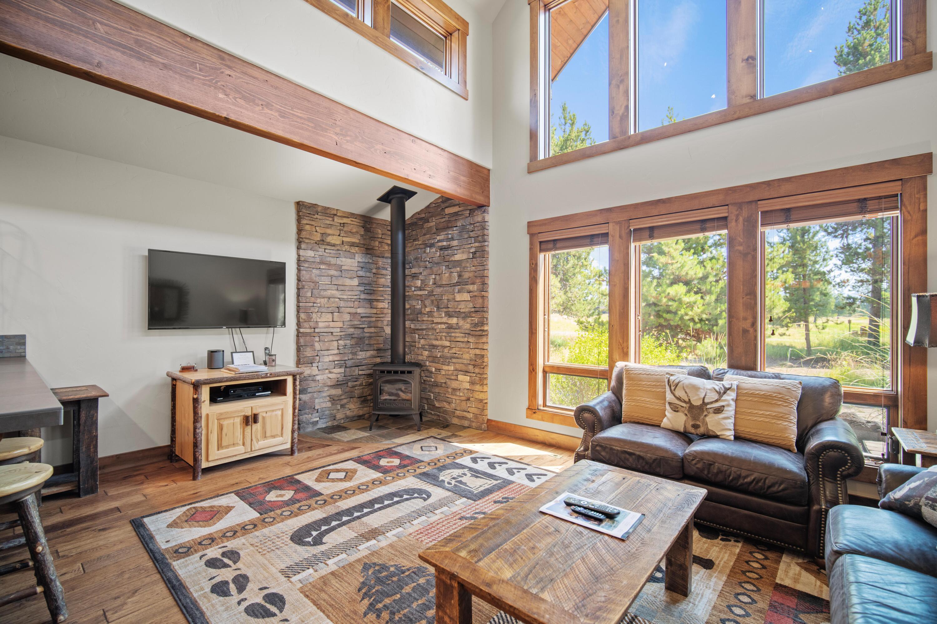 56610 Dancing Rock Loop