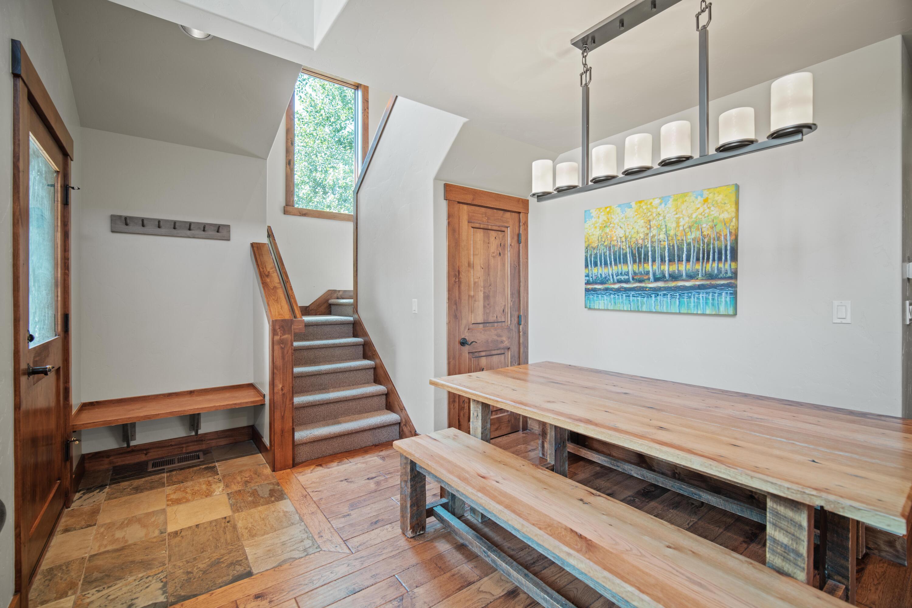 56610 Dancing Rock Loop