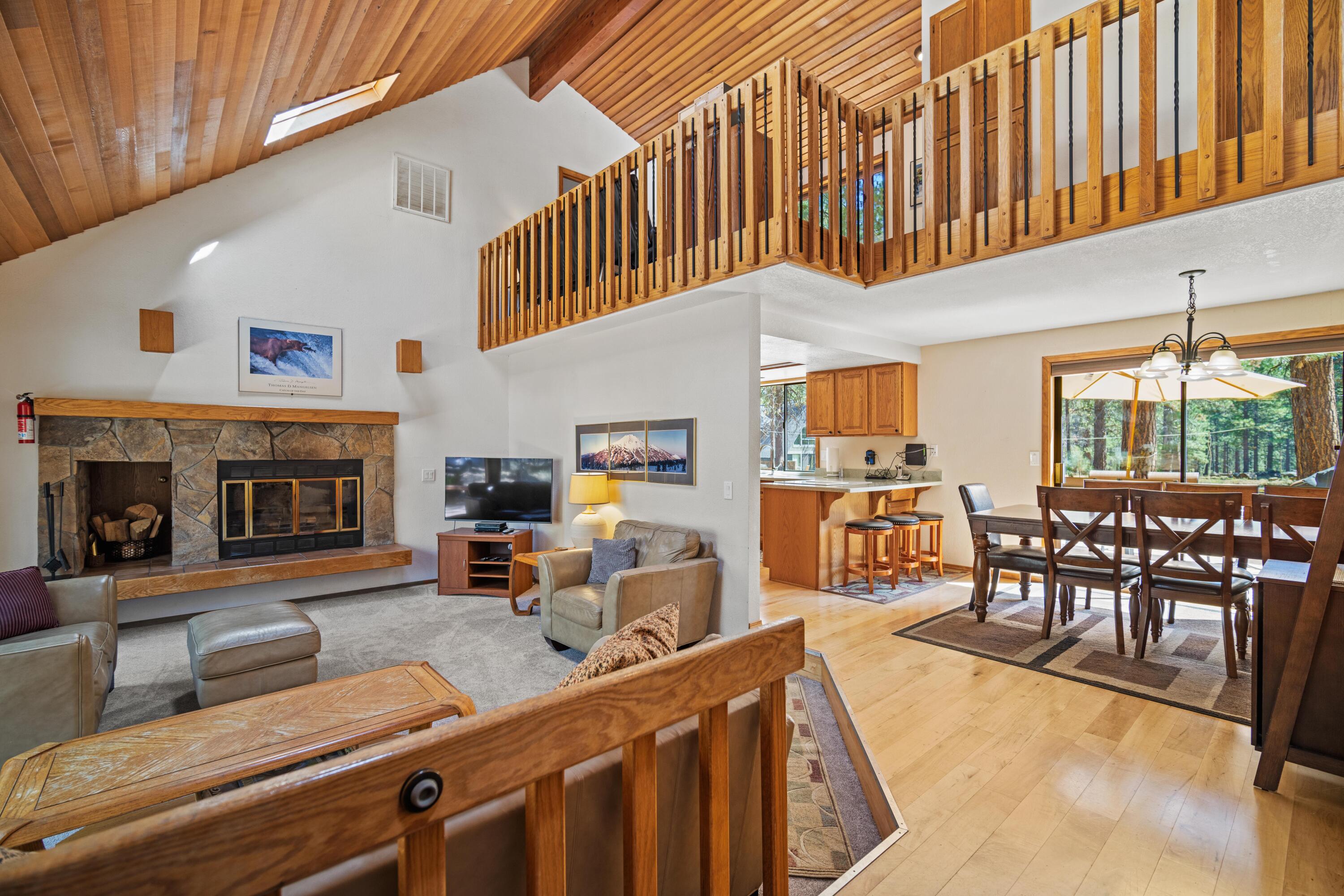 57456 Quartz Mountain Lane Lane