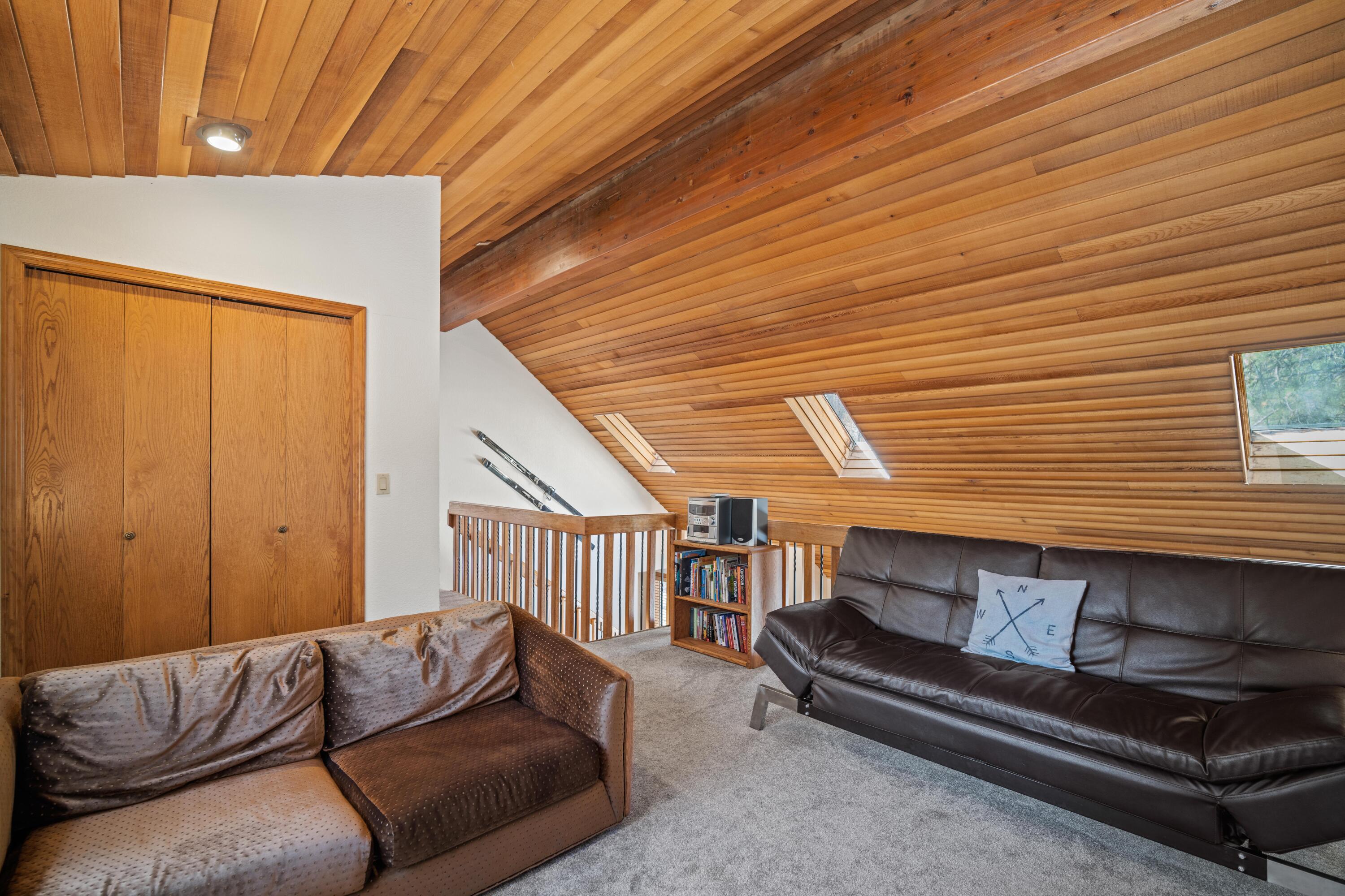 57456 Quartz Mountain Lane Lane