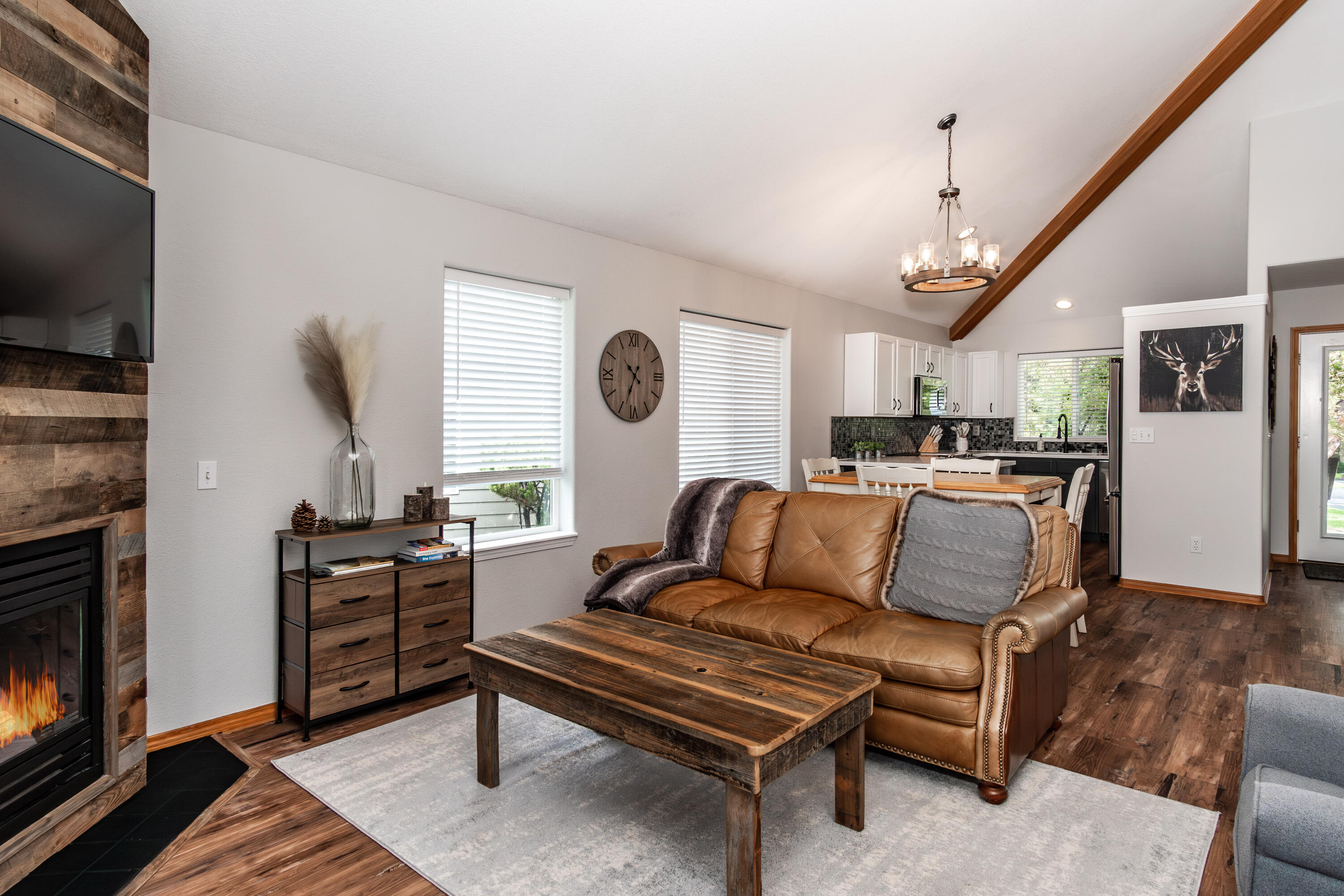 981 Golden Pheasant Dr Drive