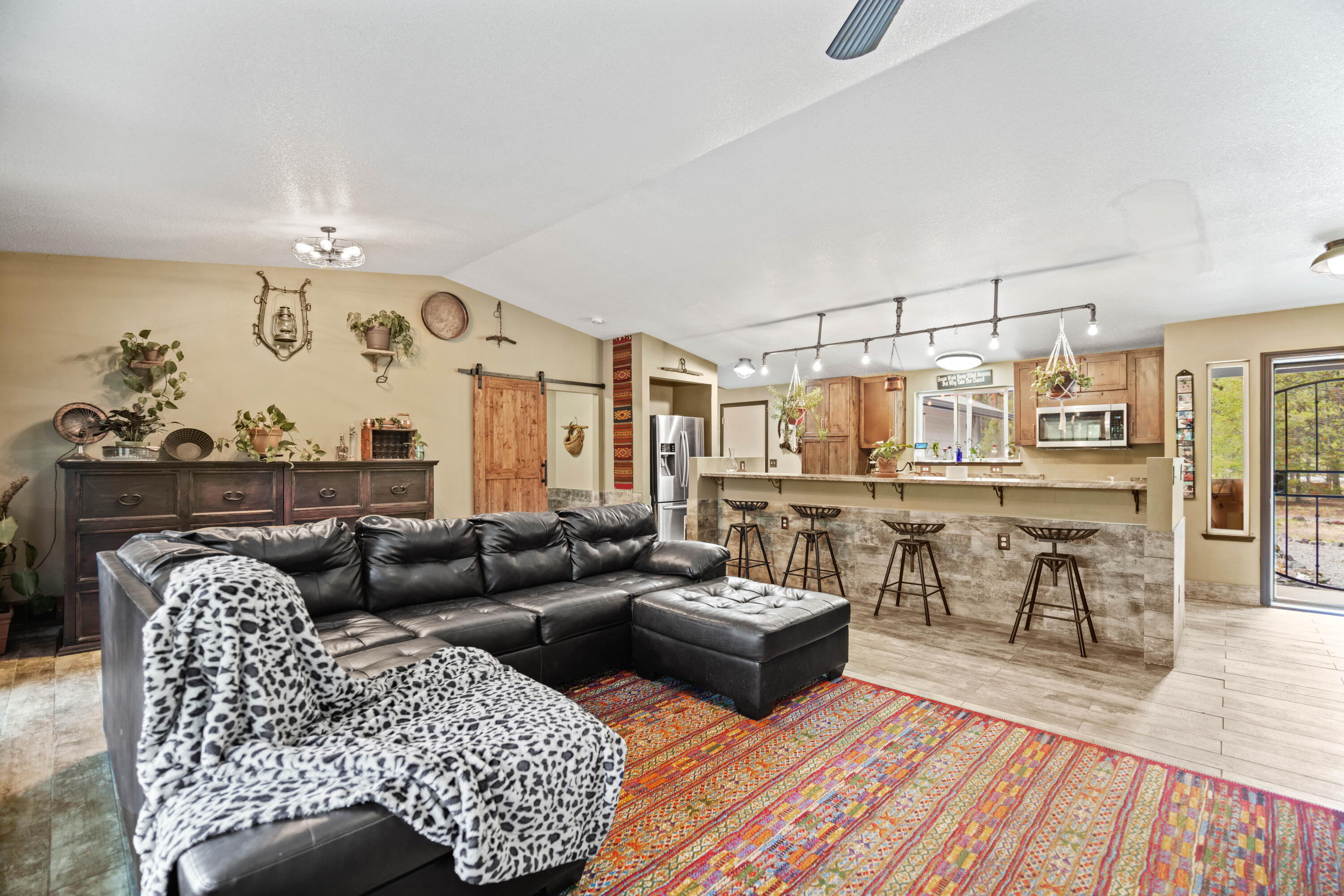 55884 Black Duck Road