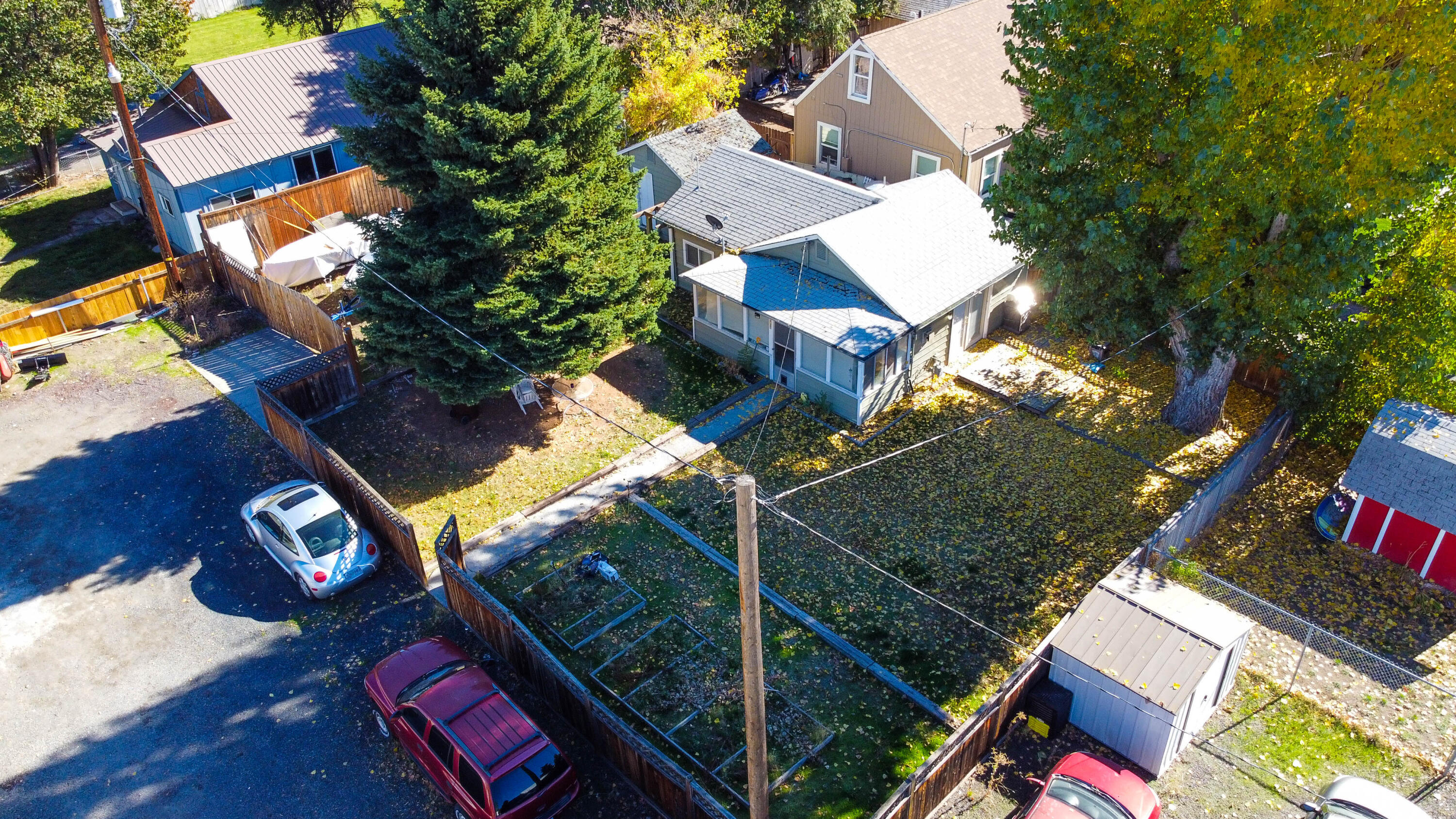 176 NE Juniper Street