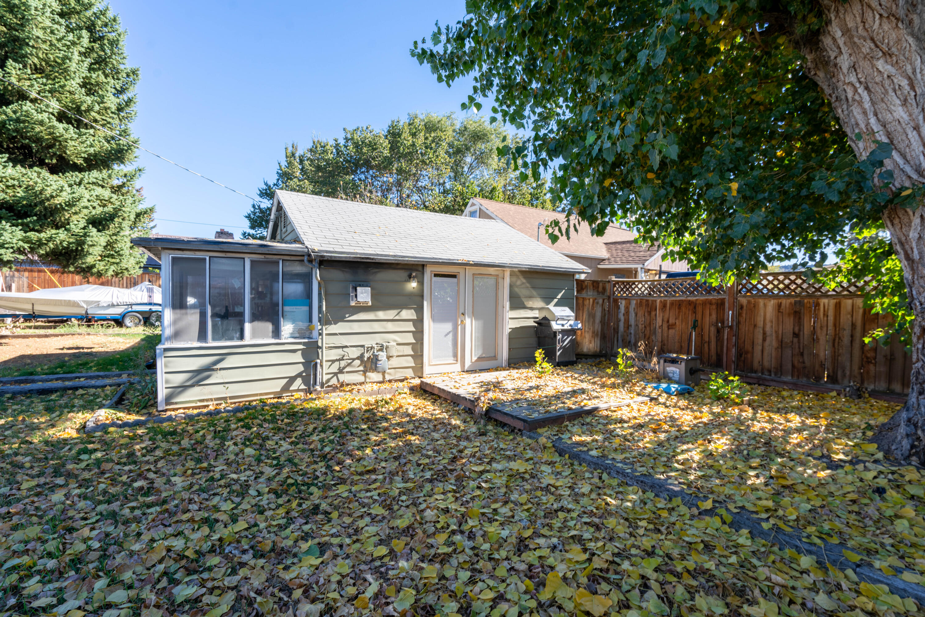 176 NE Juniper Street