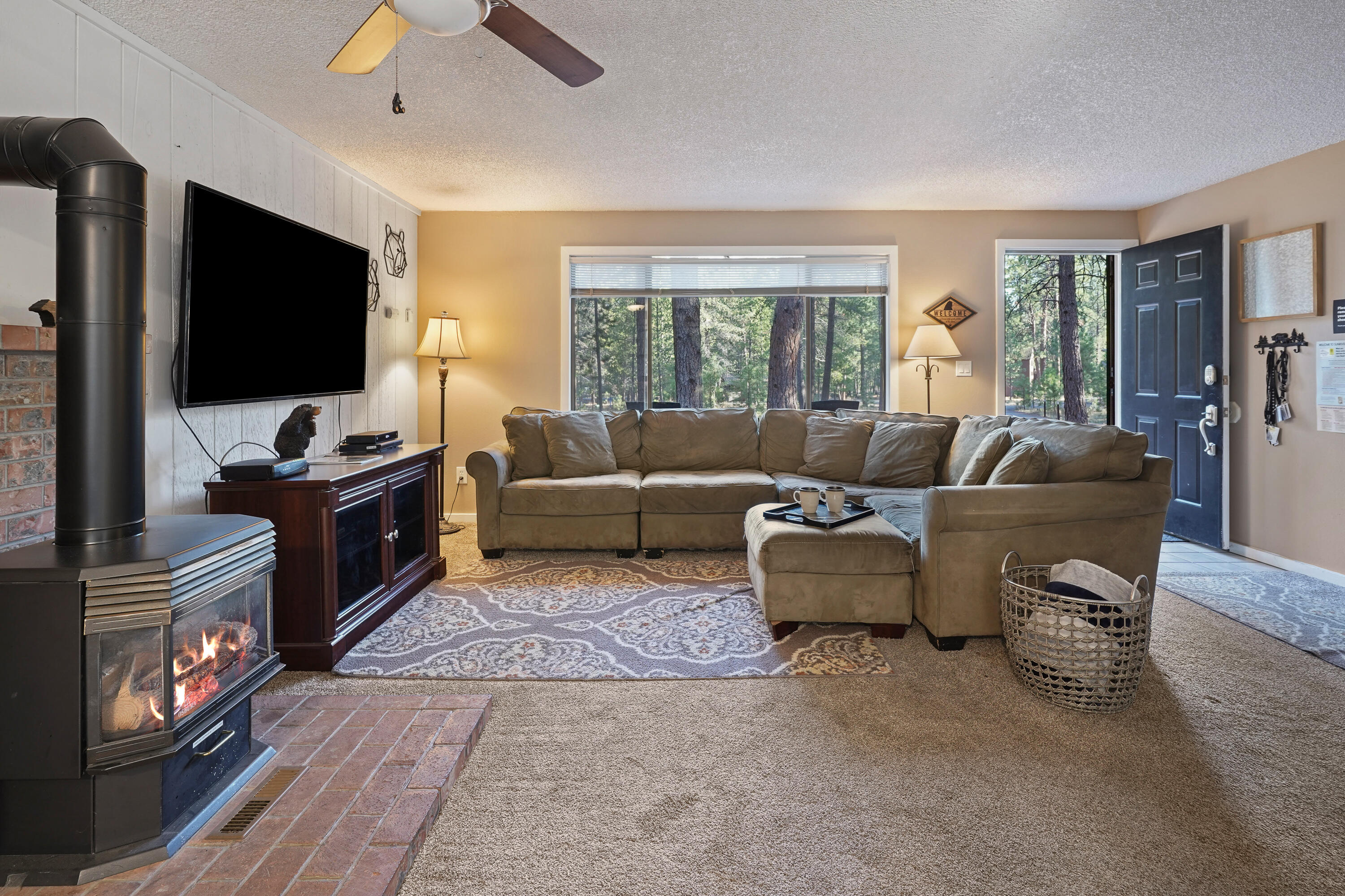 18015 Diamond Peak Lane