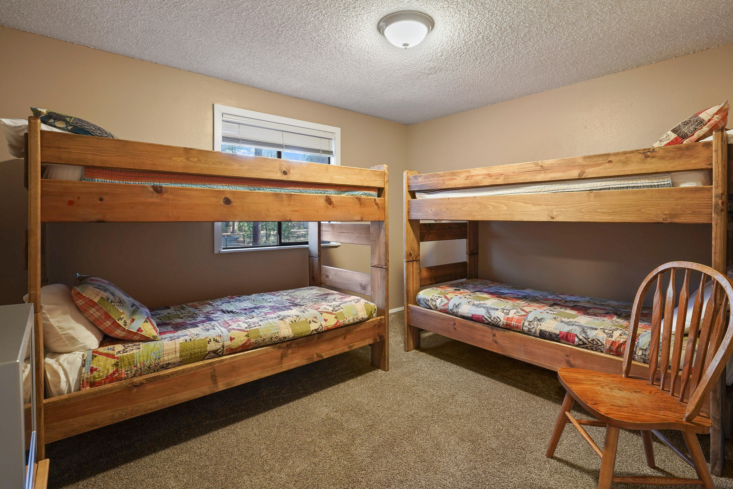 18015 Diamond Peak Lane