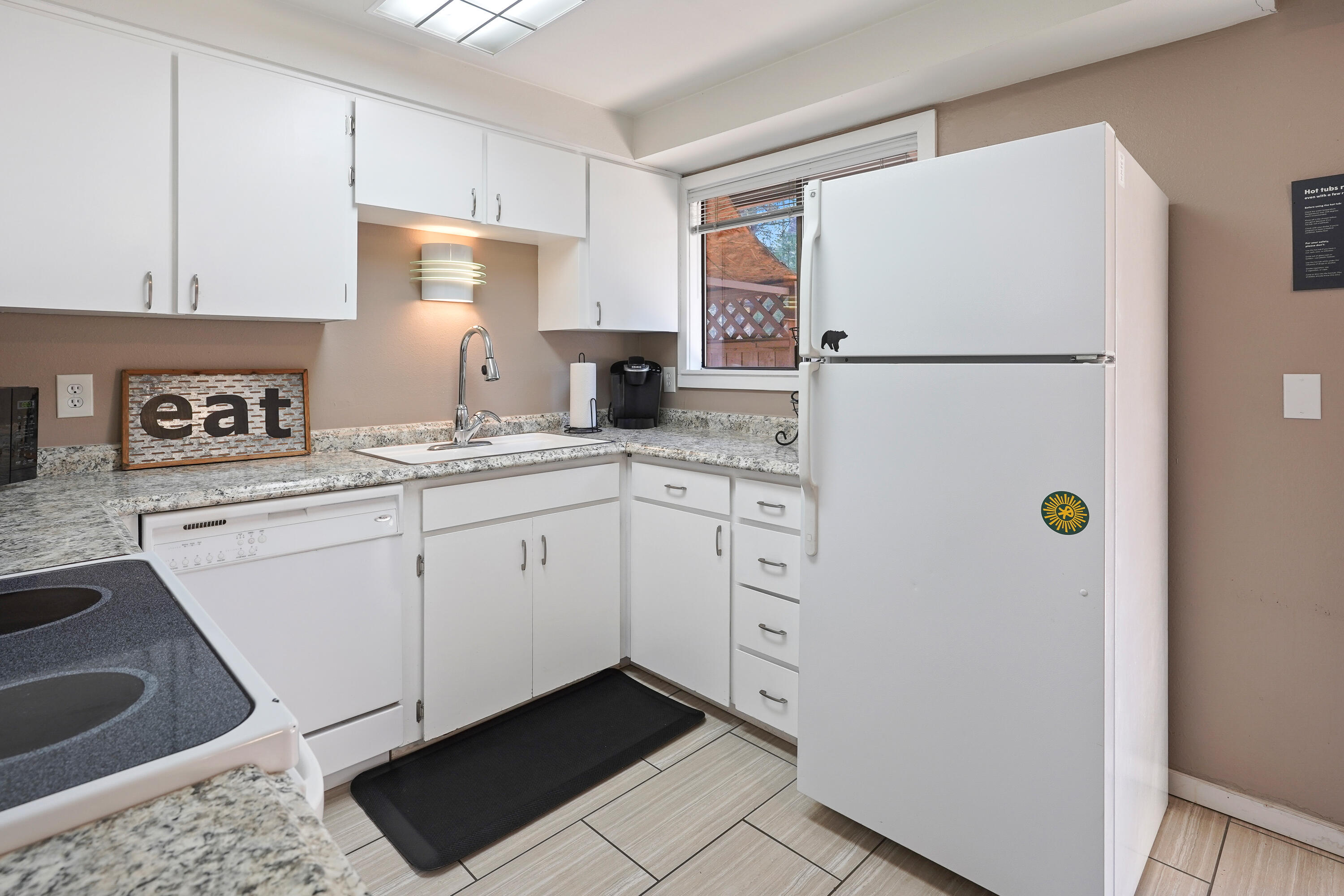 18015 Diamond Peak Lane