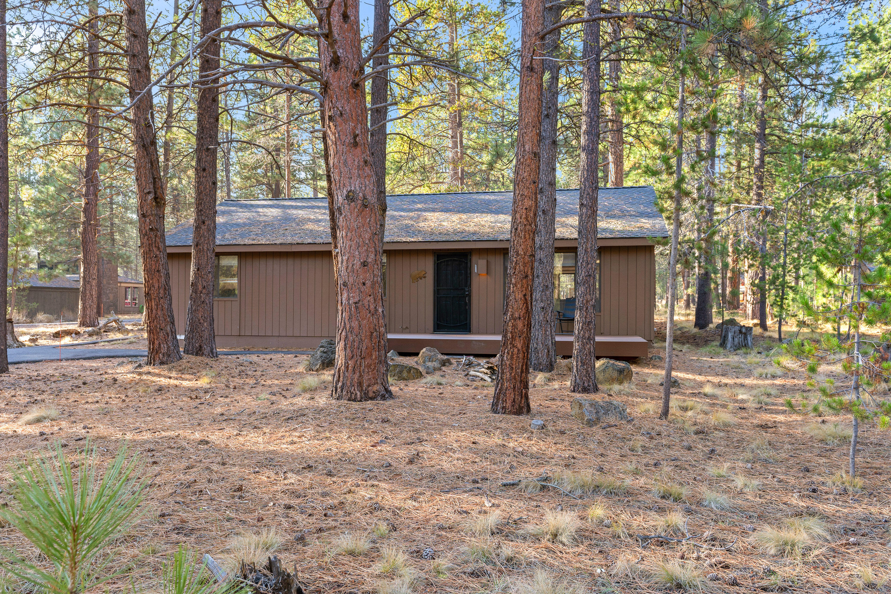 18015 Diamond Peak Lane