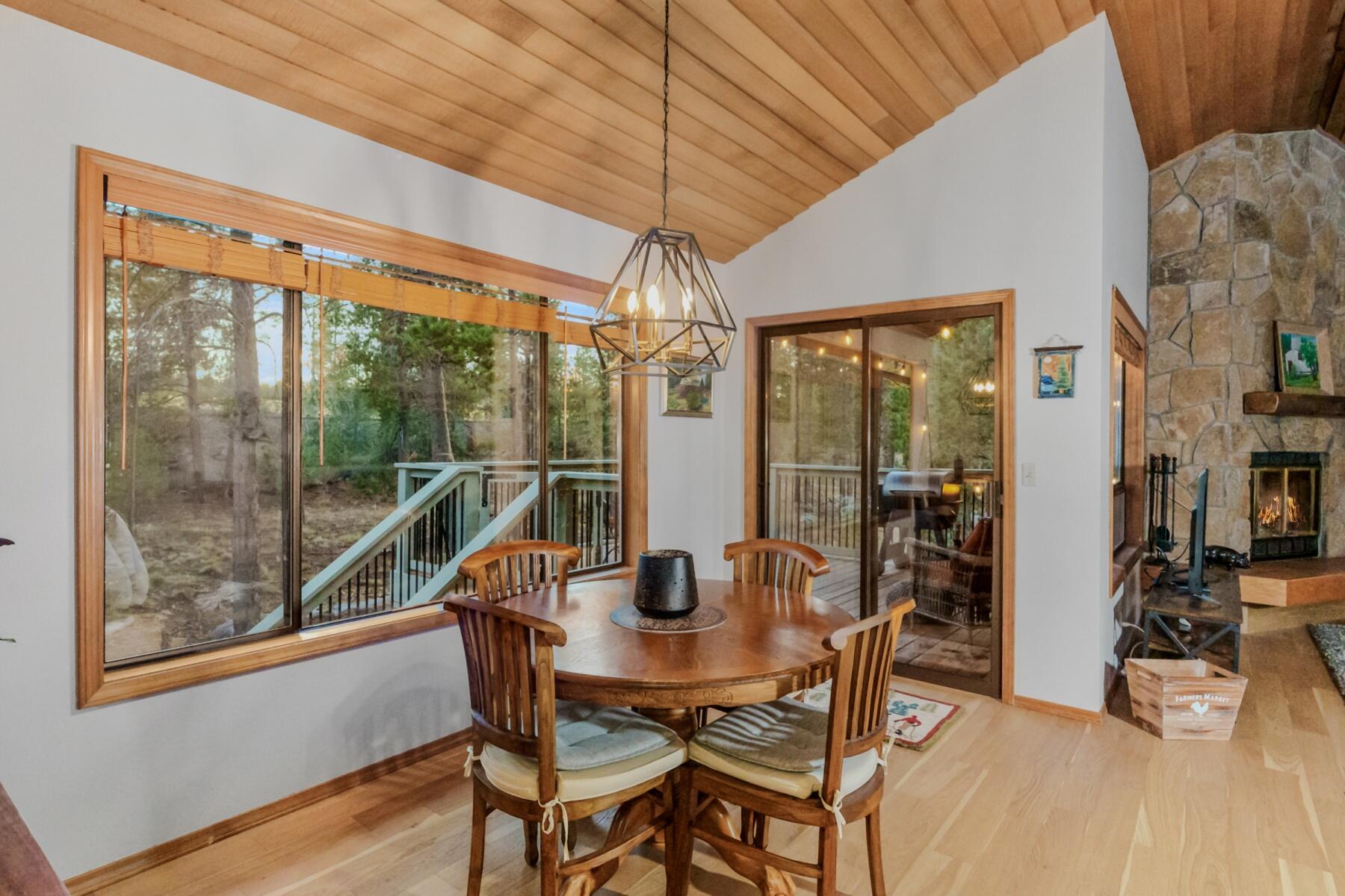 18131 Ashwood Lane Unit: 8