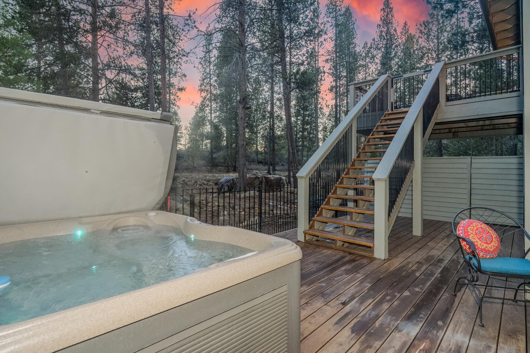 18131 Ashwood Lane Unit: 8