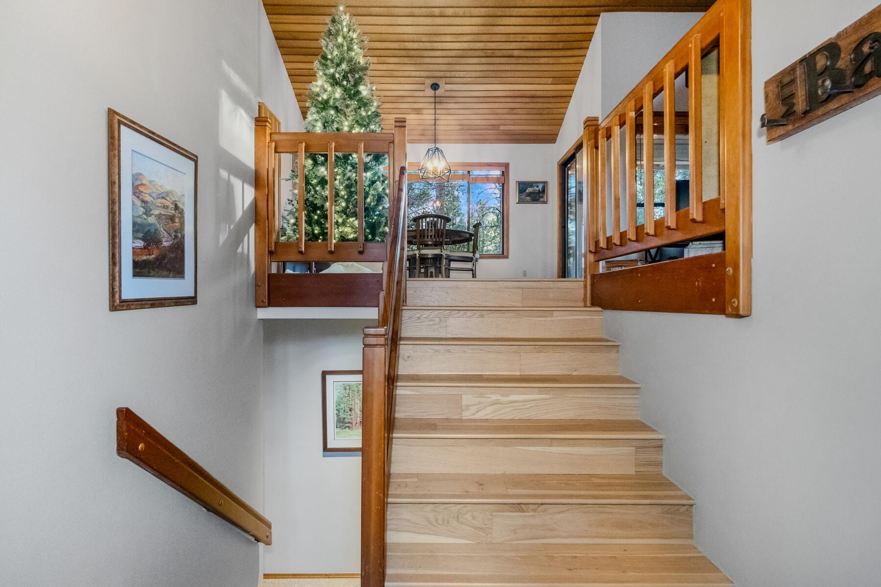 18131 Ashwood Lane Unit: 8