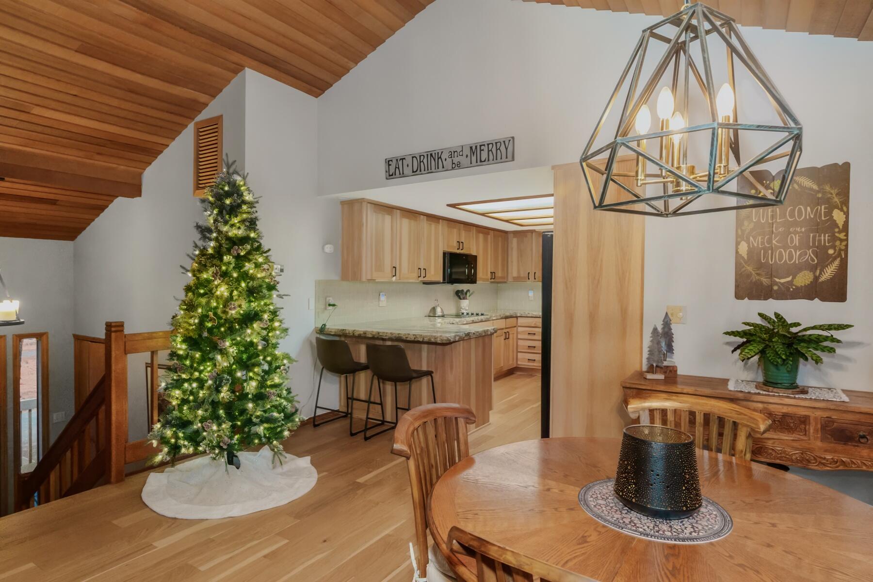 18131 Ashwood Lane Unit: 8