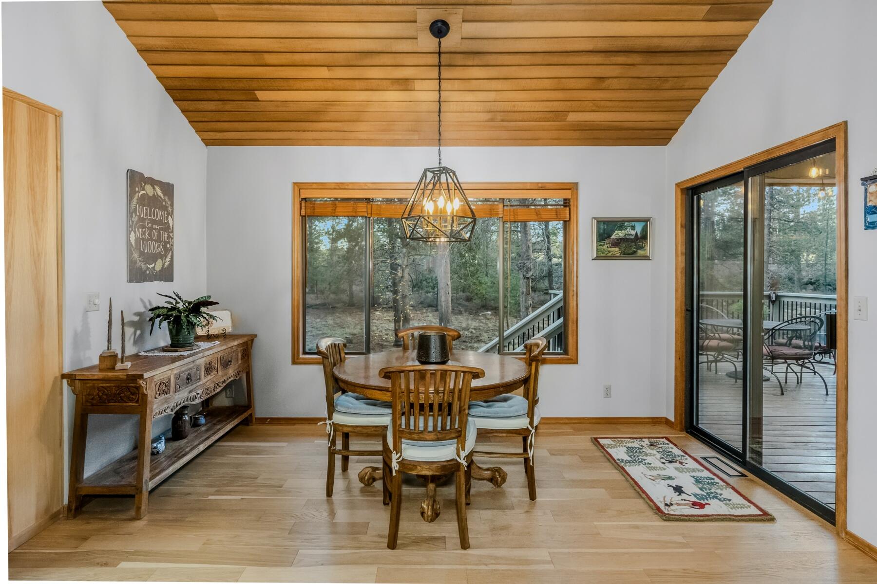 18131 Ashwood Lane Unit: 8